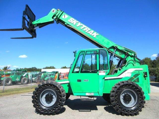 2015 SkyTrak 6036 Telehandler - 6000lb Capacity, 36ft Lift Height