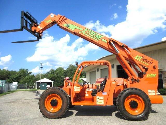 2006 Xtreme XRM1045 Telehandler - 10000lb Capacity, 45ft Lift Height