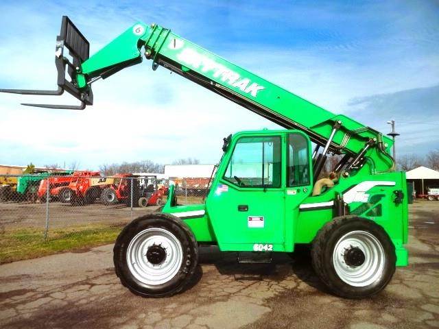 2013 SkyTrak 6042 Telehandler - 6000lb Capacity, 42ft Lift Height