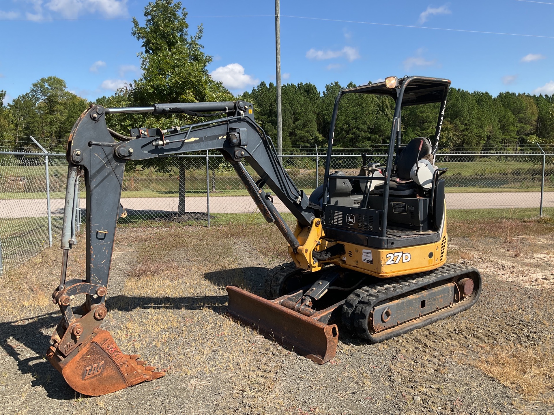 2015 John Deere 27D Mini Excavator