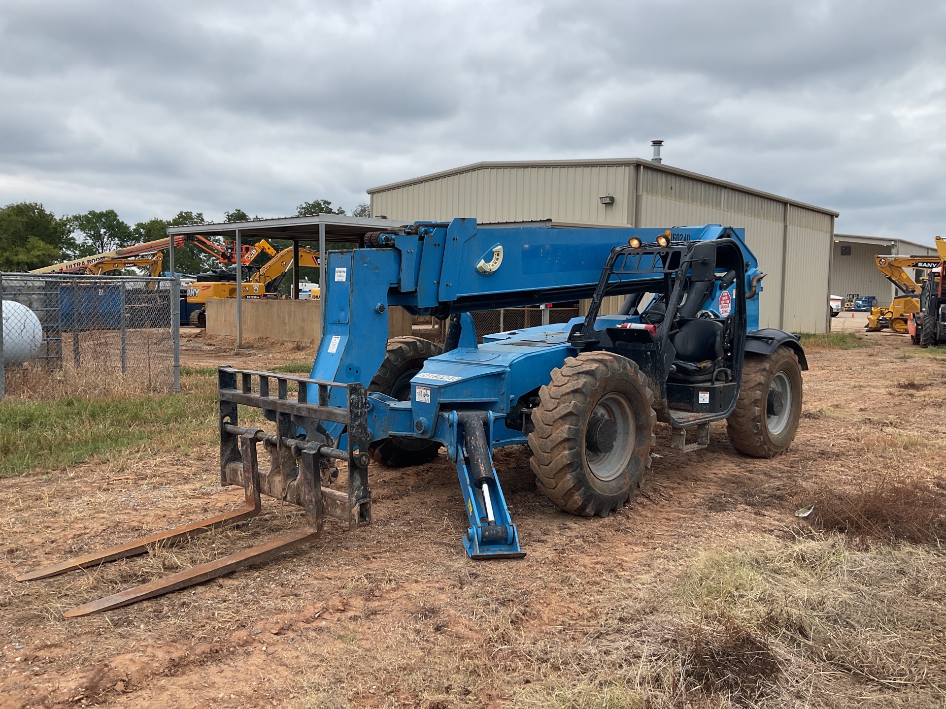 2015 Genie GTH-1056 Telehandler