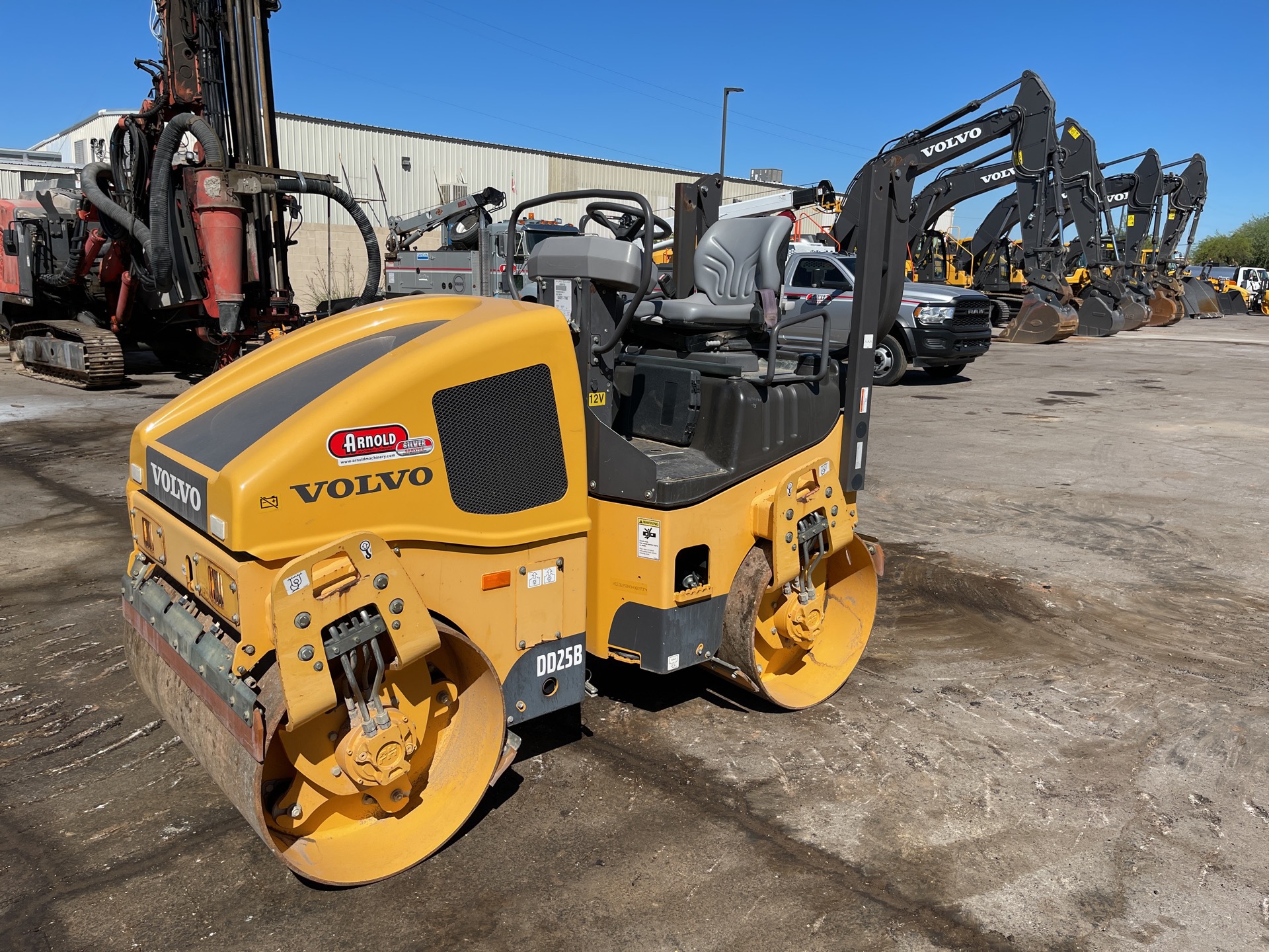 2015 Volvo DD25B Double Drum Roller