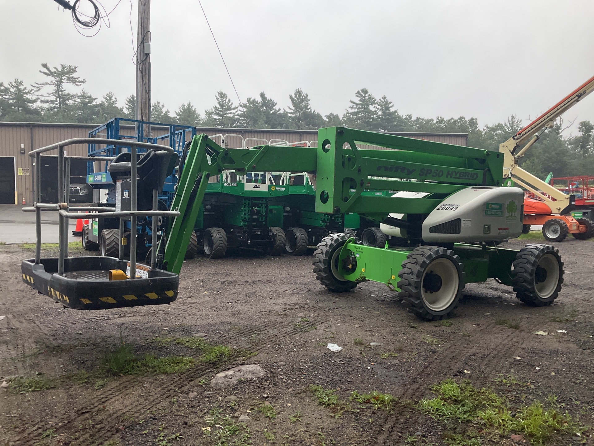 2012 Nifty-Lift SP50 4WD Articulating Boom Lift