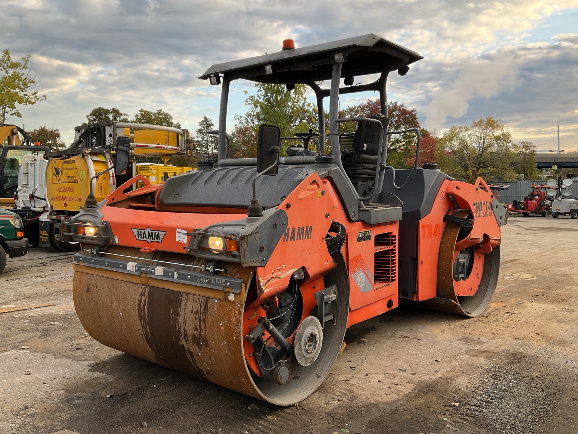 2010 Hamm HD140 Double Drum Roller