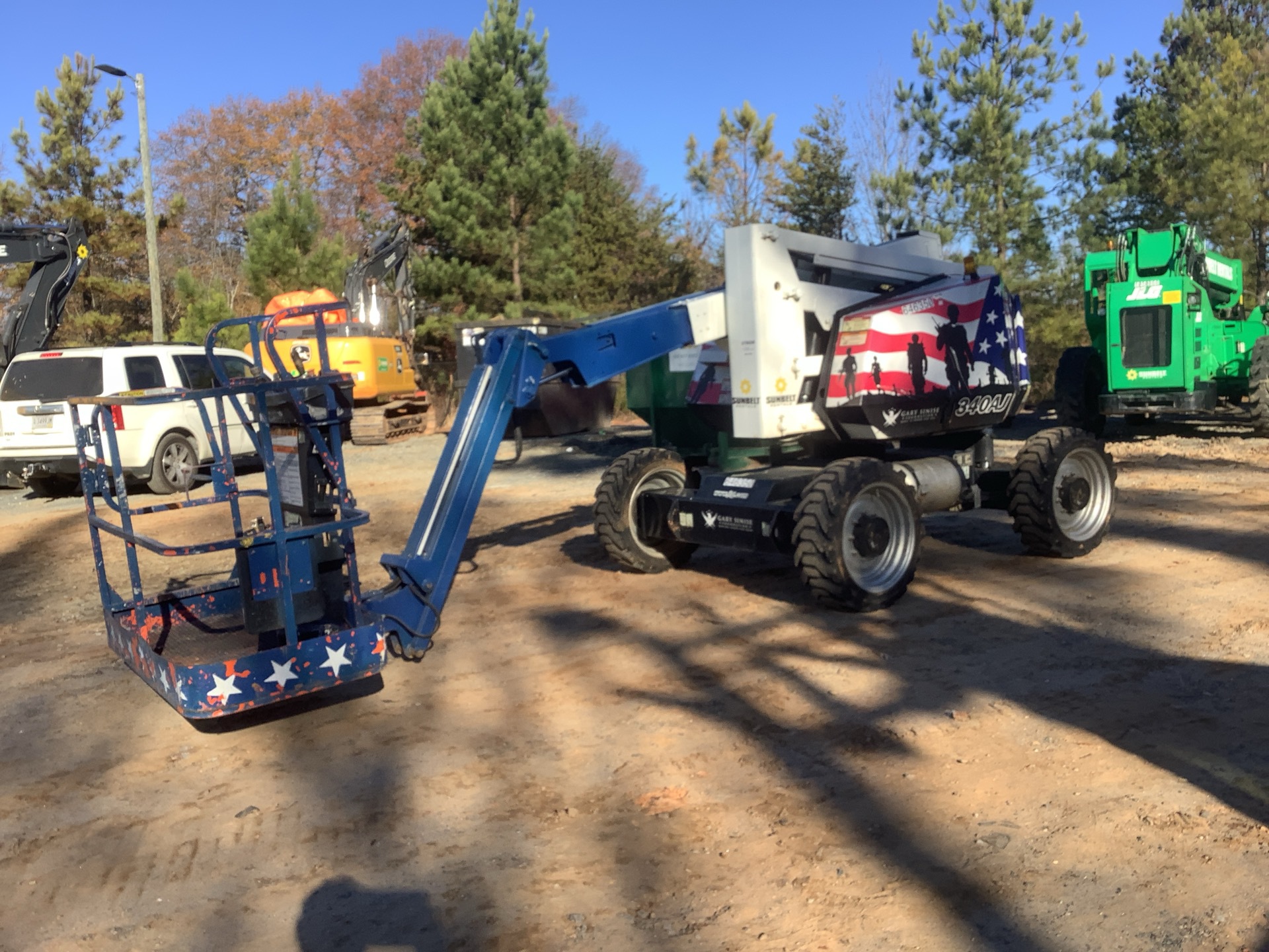 2014 JLG 340AJ 4WD Dual Fuel Articulating Boom Lift