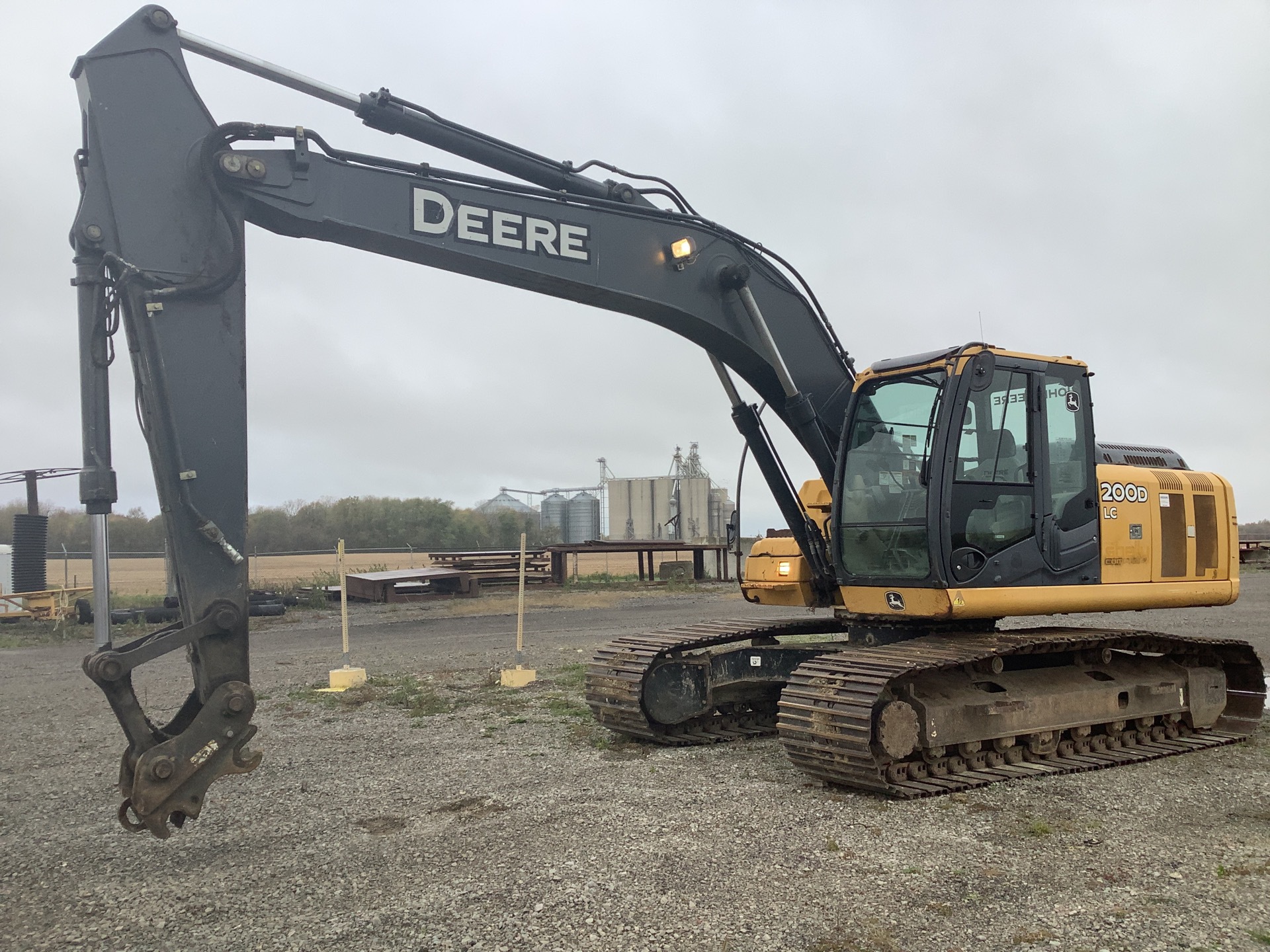 2011 John Deere 200D LC Tracked Excavator