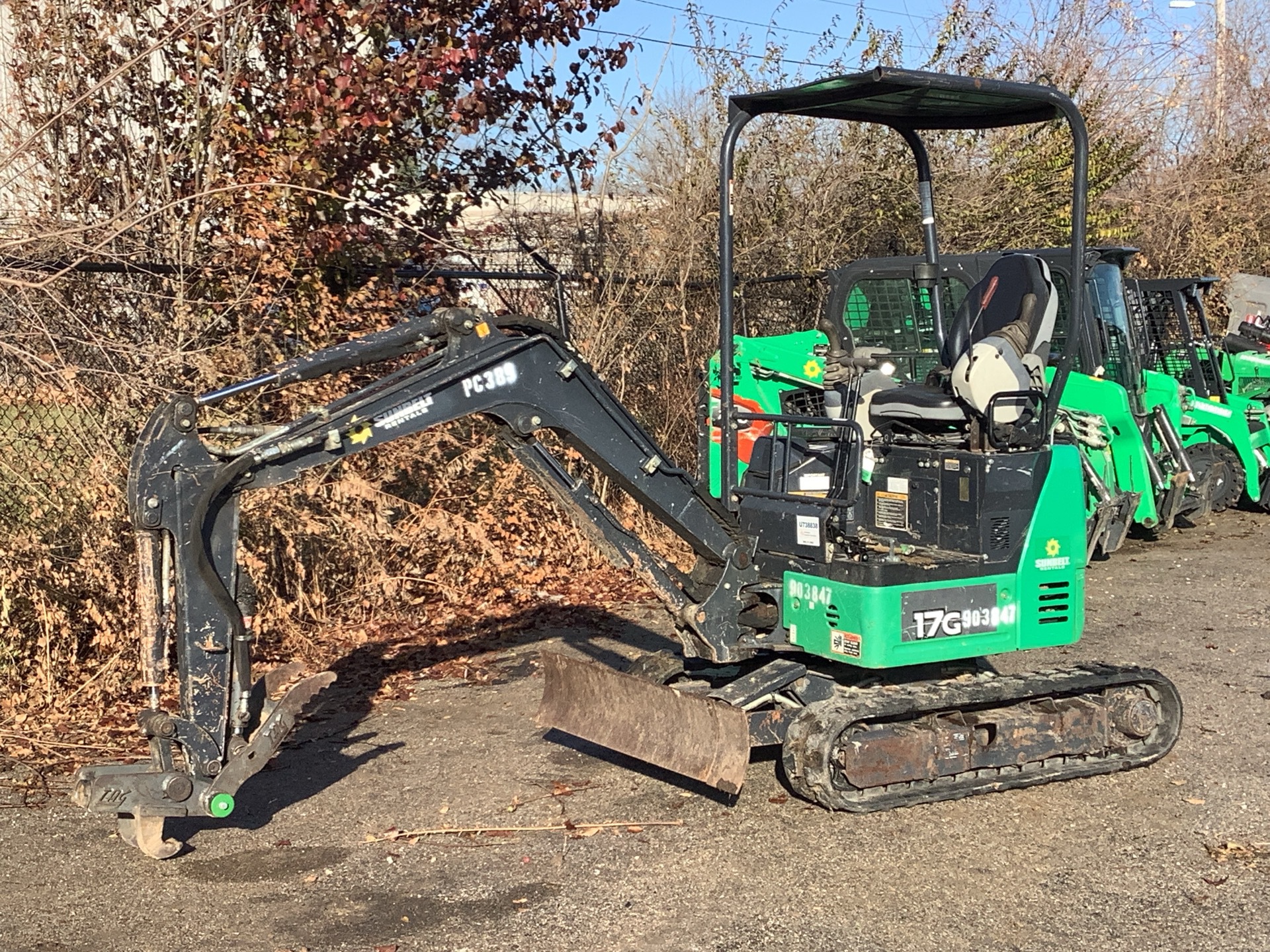 2016 John Deere 17G Mini Excavator