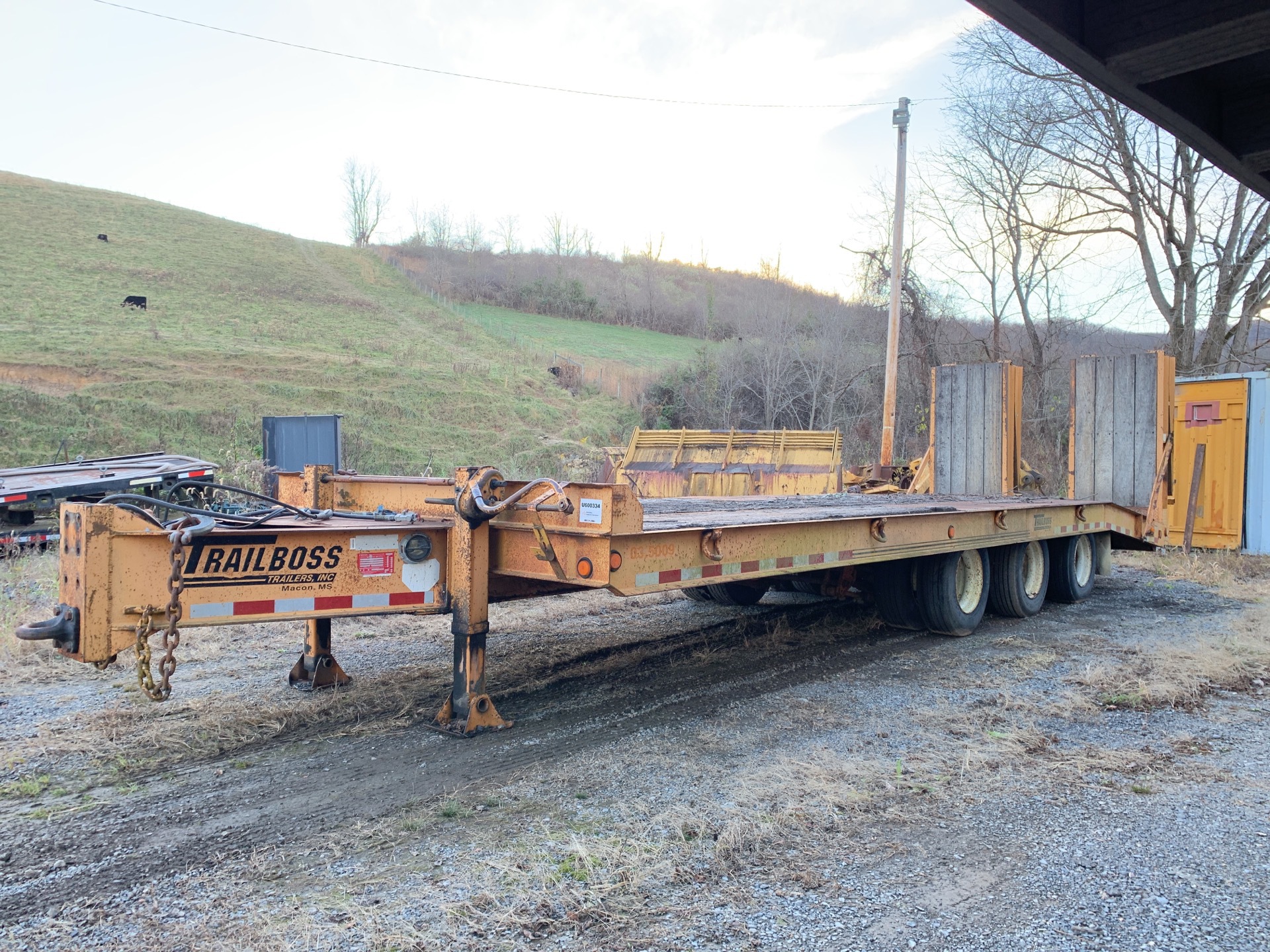 2005 Trailboss KS48DTA 22 ft Tri/A Utility Trailer