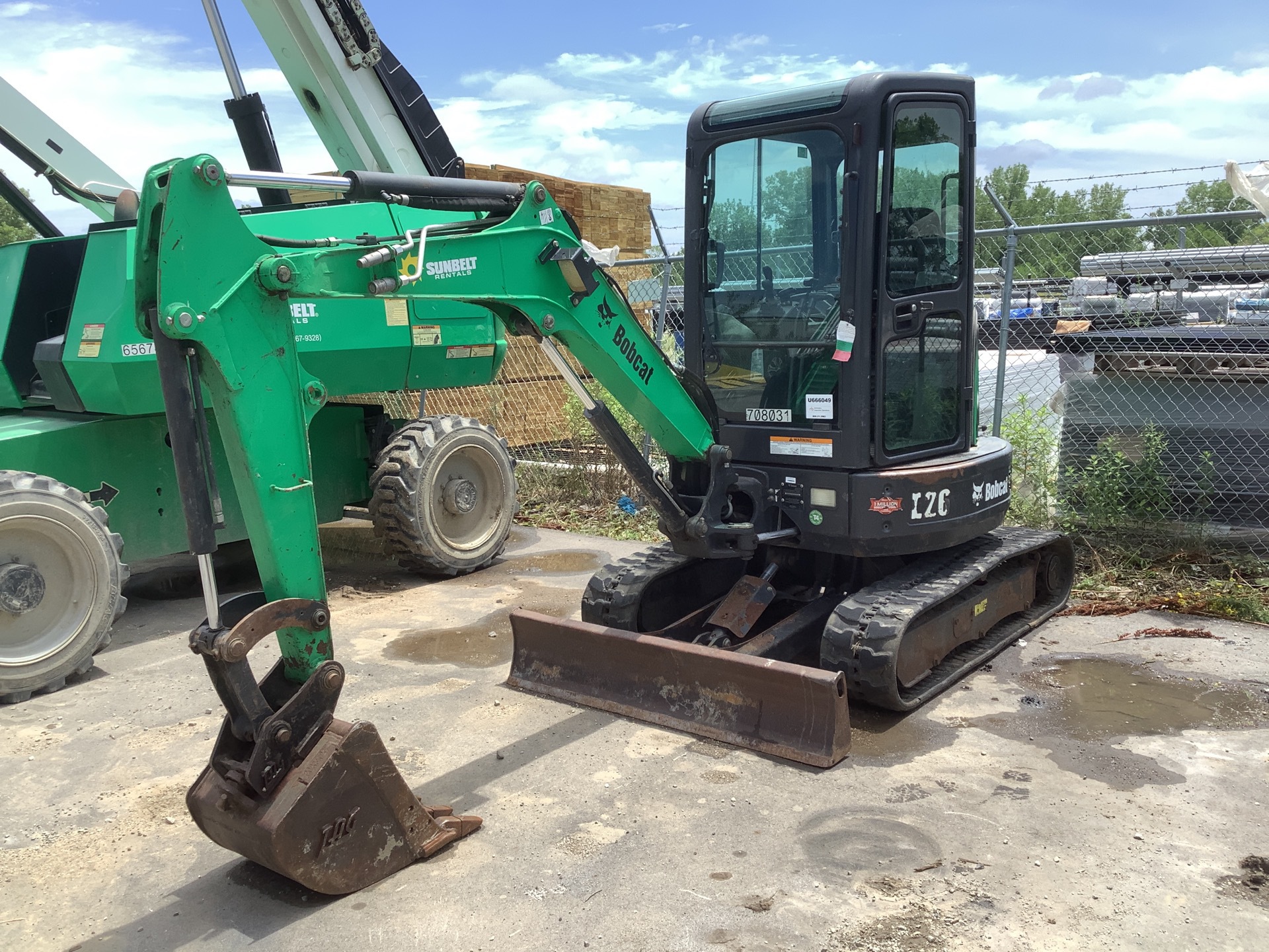 2015 Bobcat E26 Mini Excavator