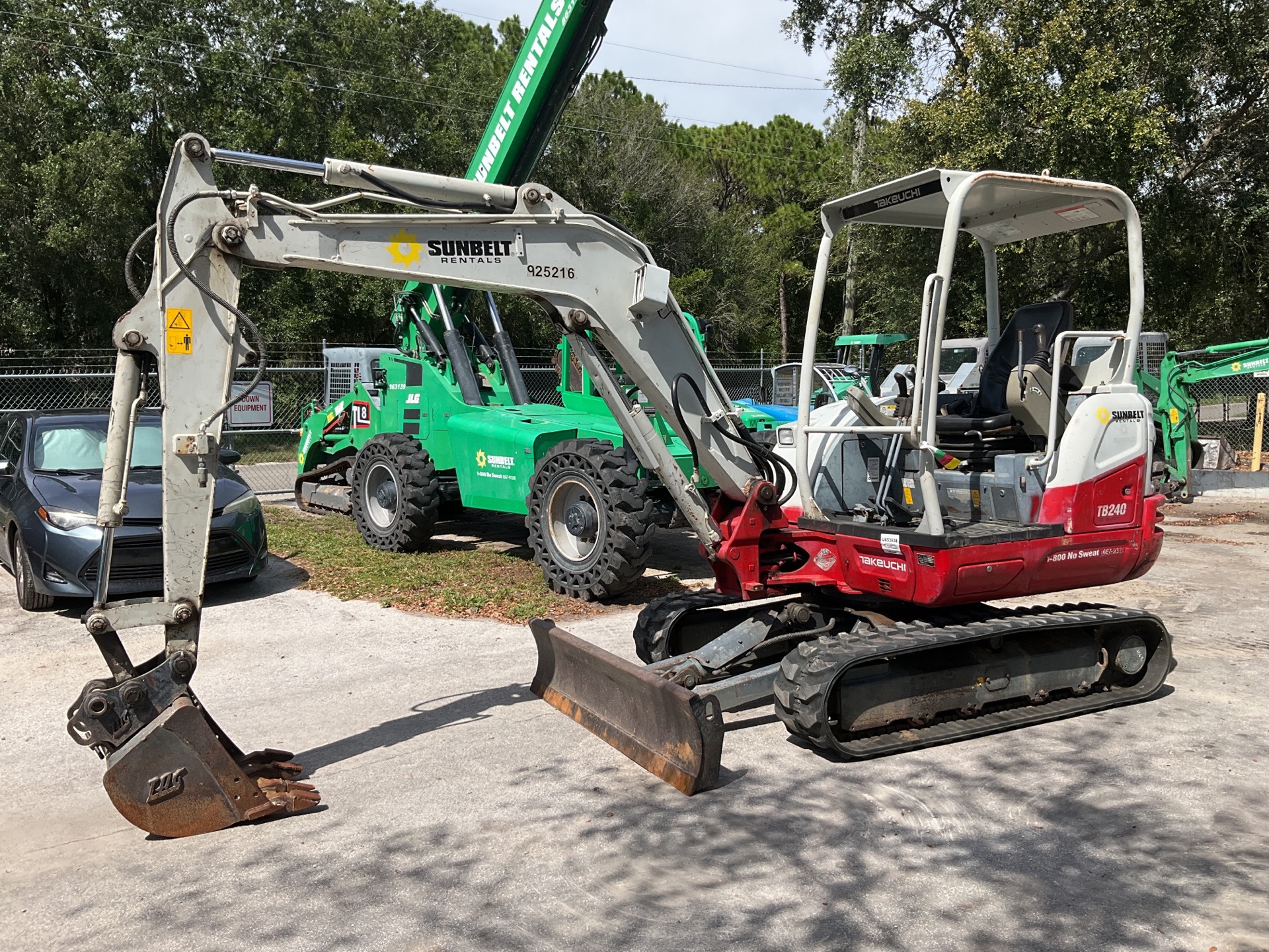 2016 Takeuchi TB240 Mini Excavator