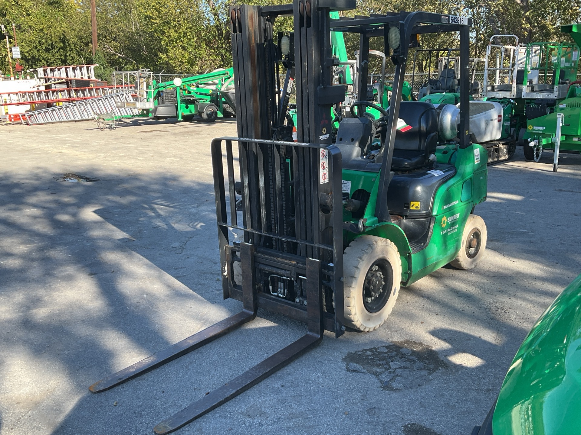 2013 Mitsubishi FG25N 4500 lb Pneumatic Tire Forklift