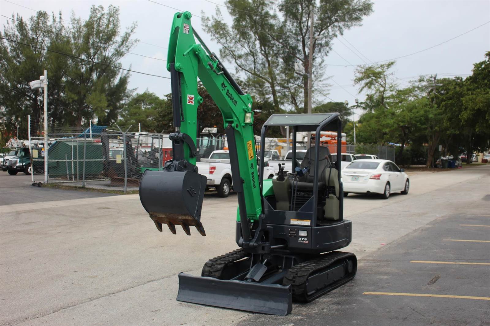 2013 Bobcat E32 Mini Excavator