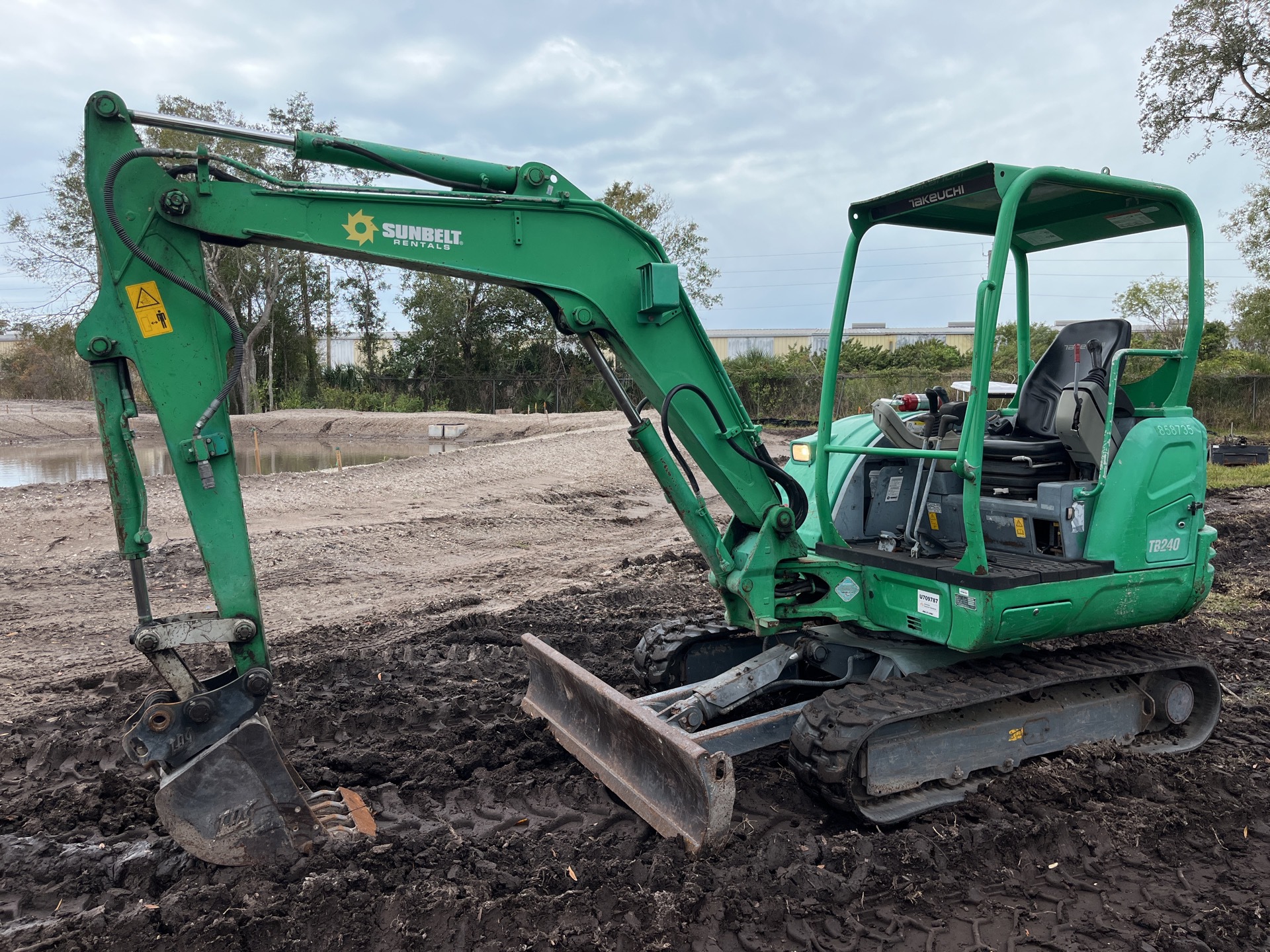 2016 Takeuchi TB240 Mini Excavator