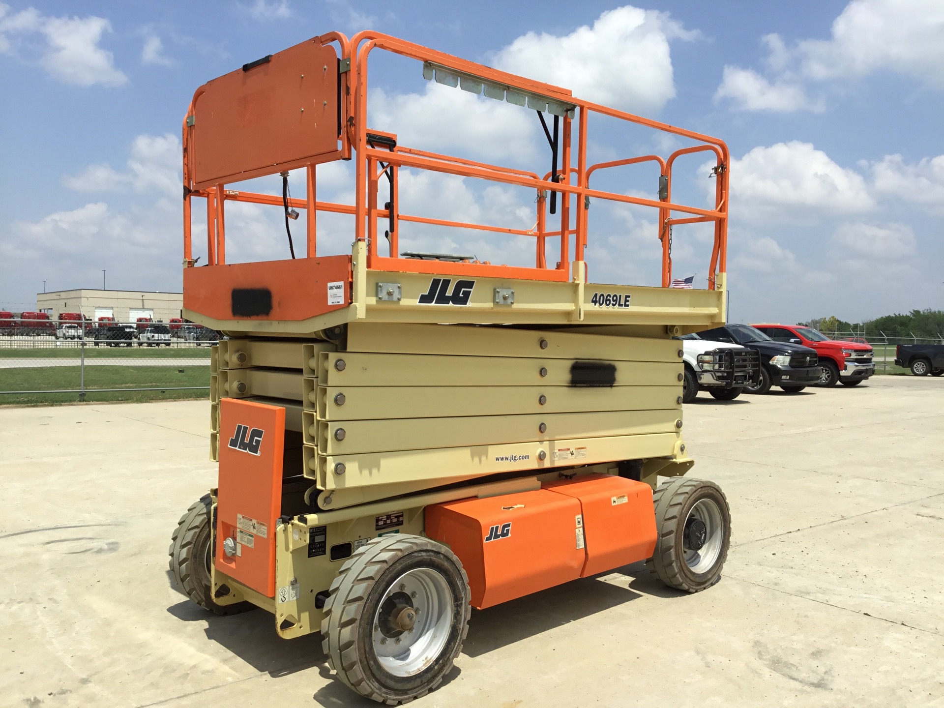 2016 JLG 4069LE Electric Scissor Lift