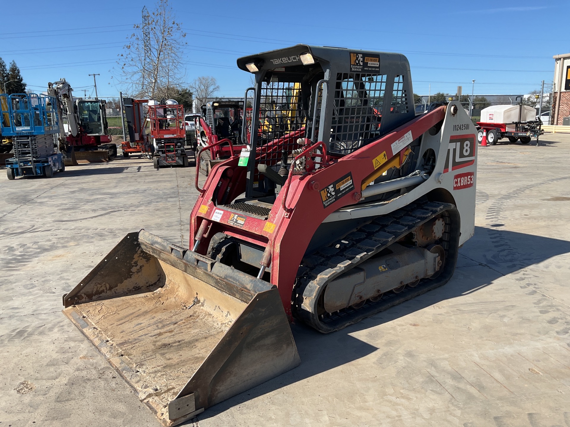 2018 Takeuchi TL8 Compact Track Loader