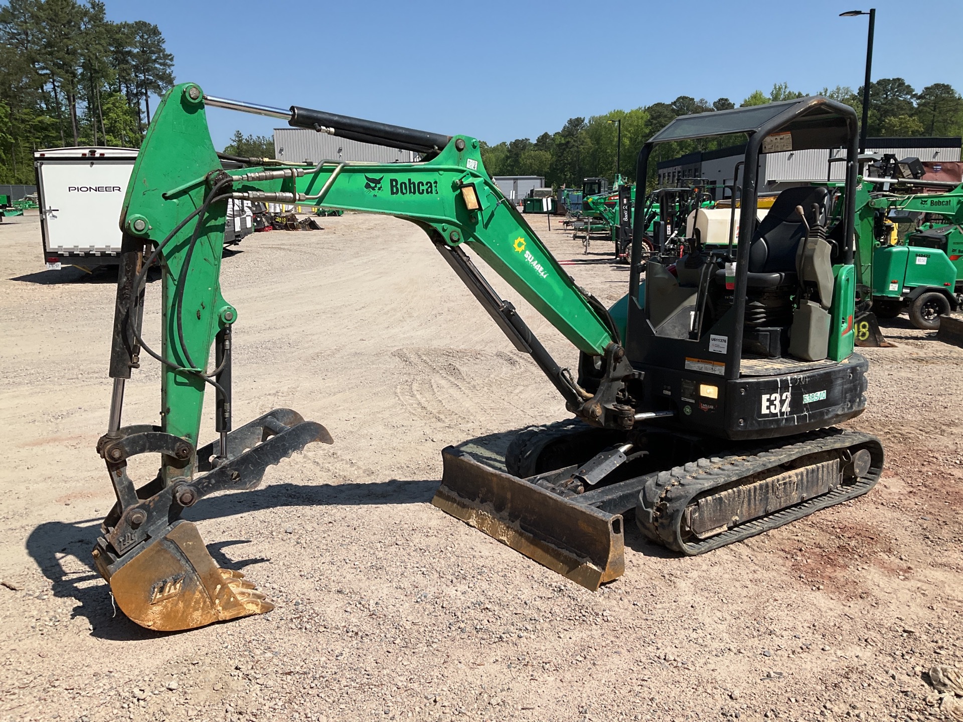 2014 Bobcat E32 Mini Excavator