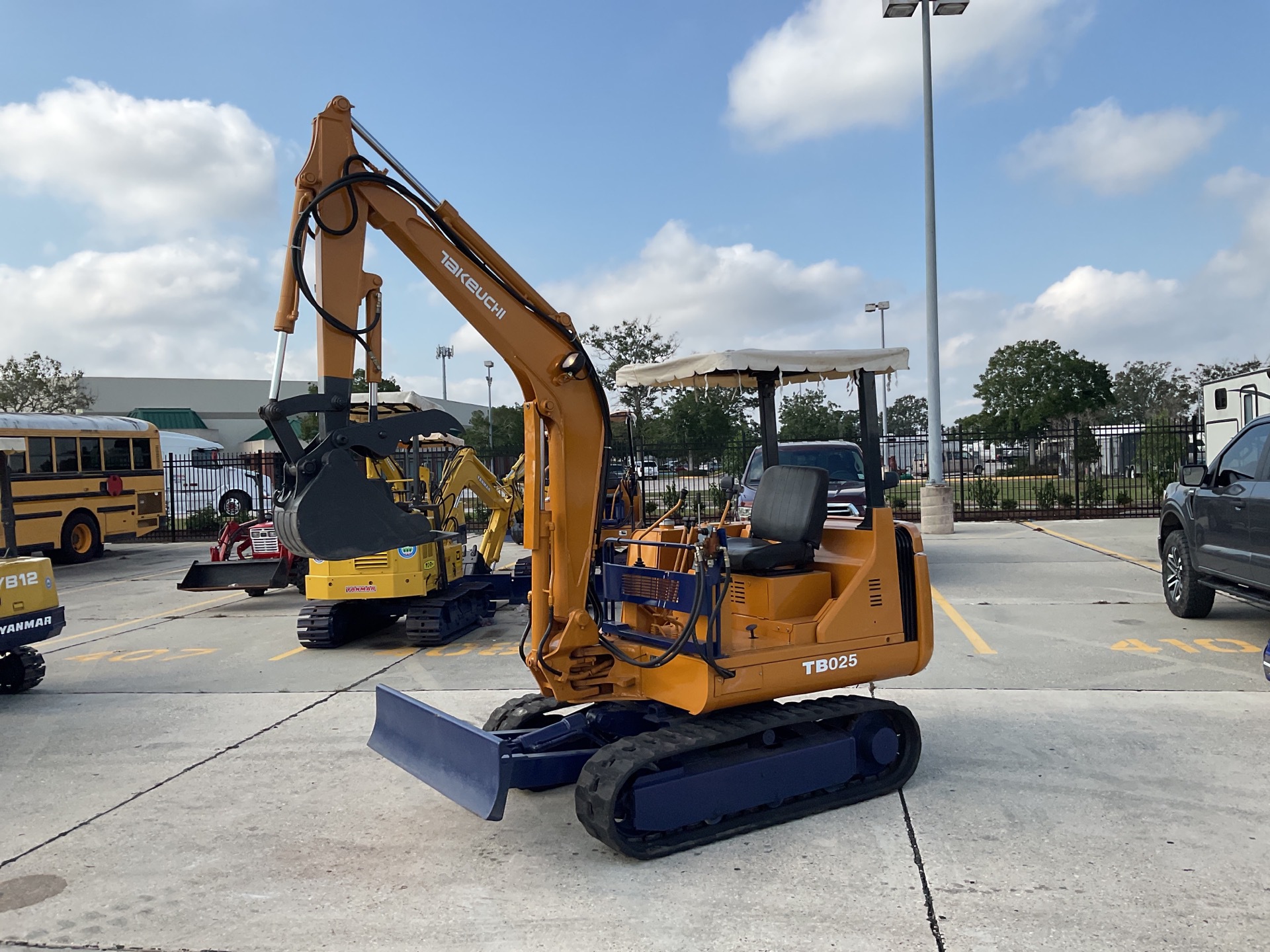 1993 Takeuchi TB025 Mini Excavator