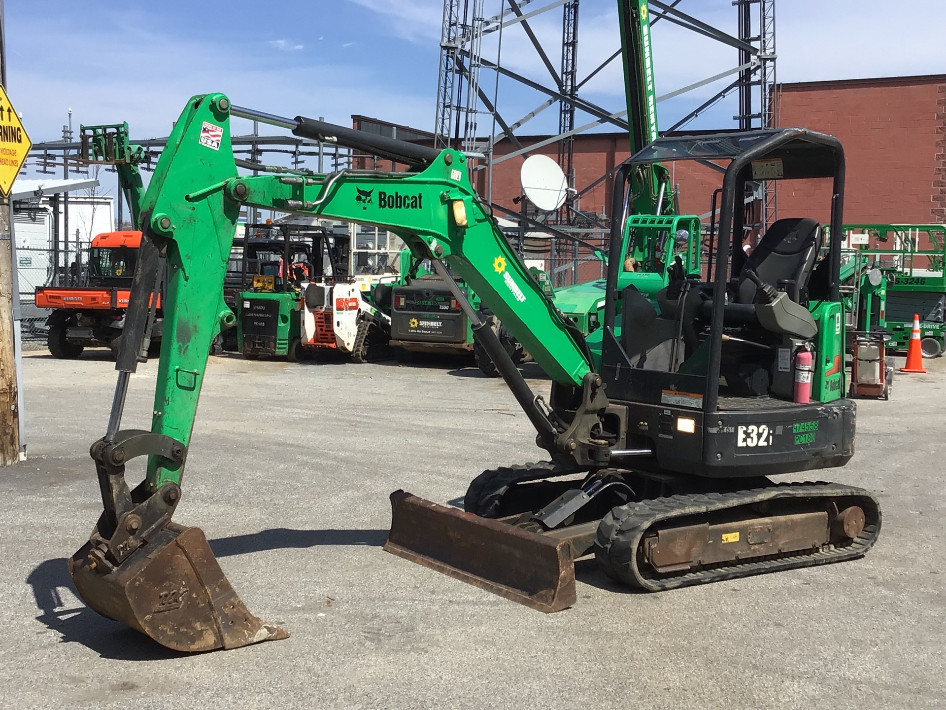 2017 Bobcat E32i Mini Excavator