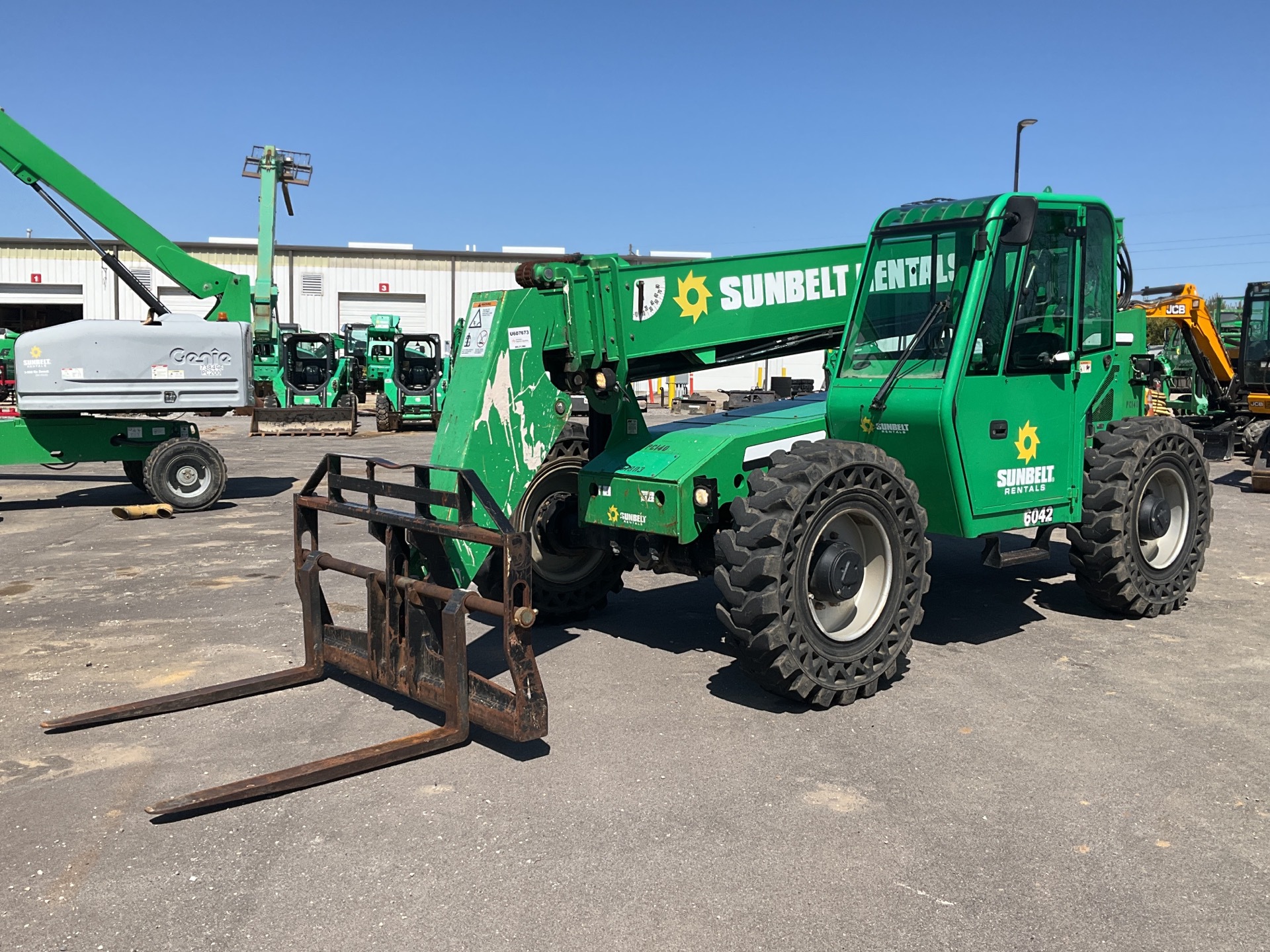 2014 SkyTrak 6042 Telehandler