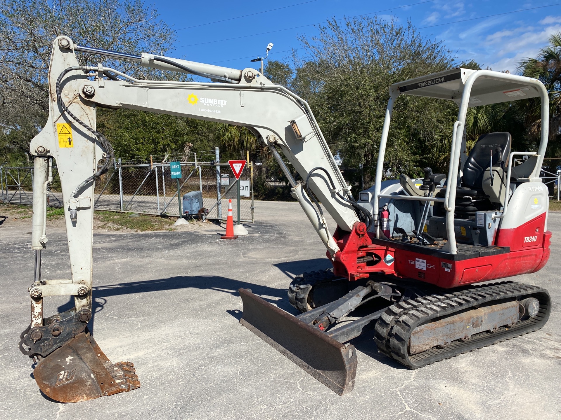 2016 Takeuchi TB240 Mini Excavator