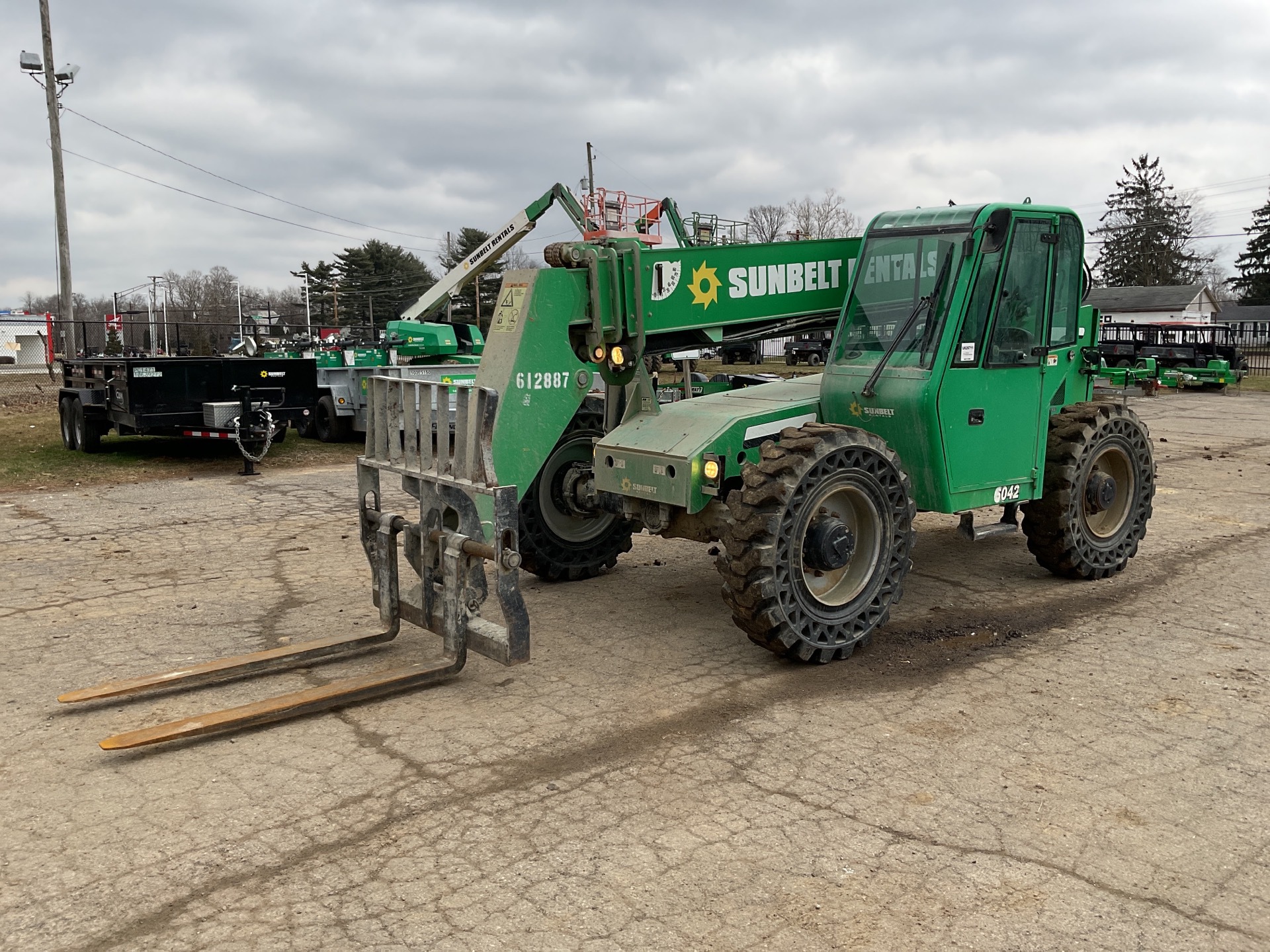 2014 SkyTrak 6042 Telehandler