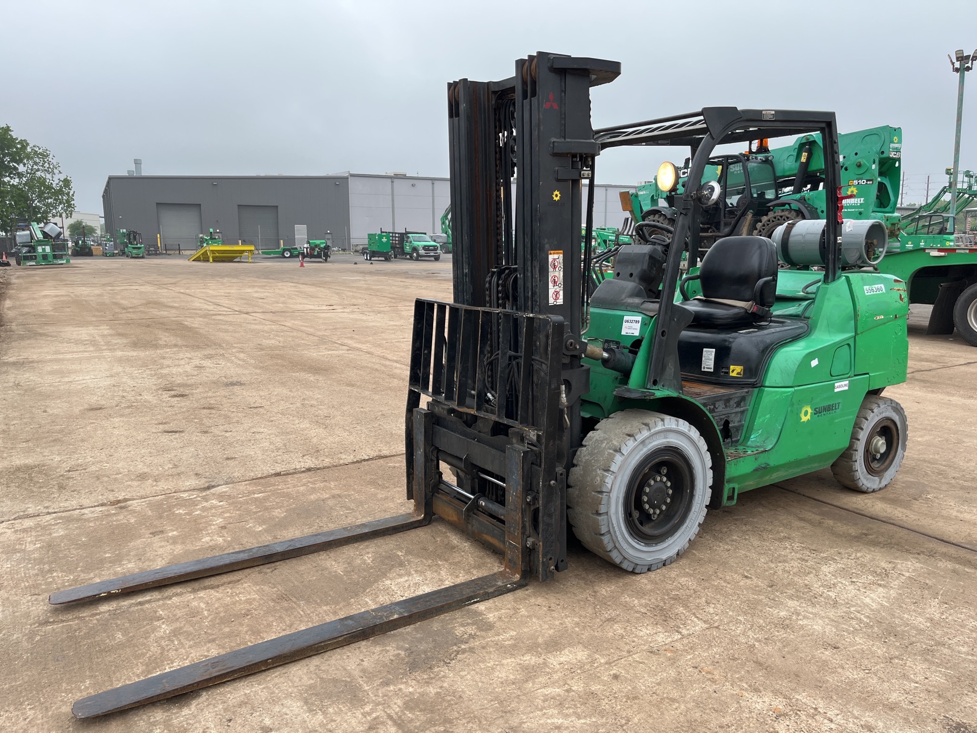 2013 Mitsubishi FG50CN 8400 lb Pneumatic Tire Forklift