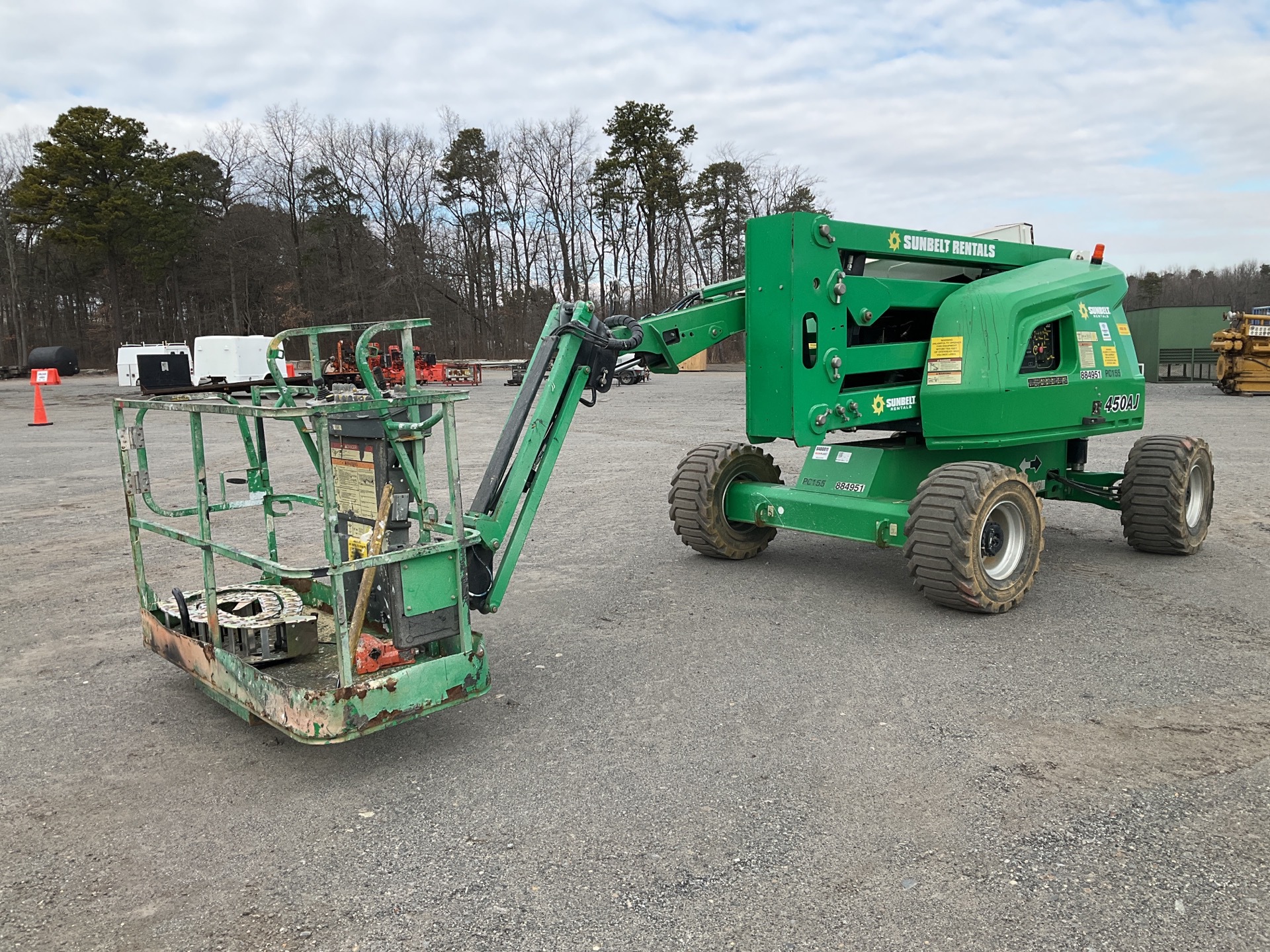 2016 JLG 450AJ 4WD Diesel Articulating Boom Lift