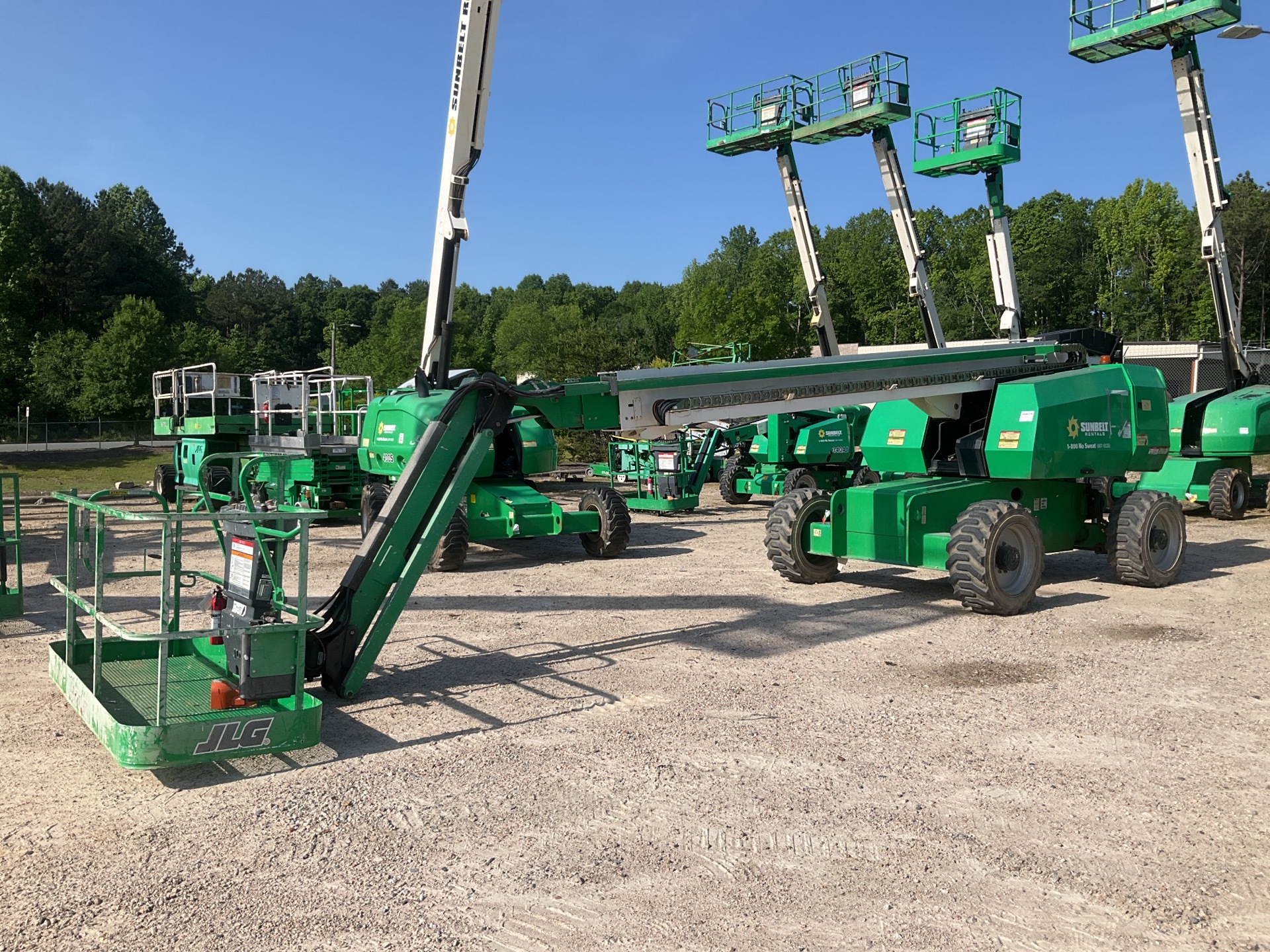 2015 JLG 660 SJ 4WD Diesel Telescopic Boom Lift