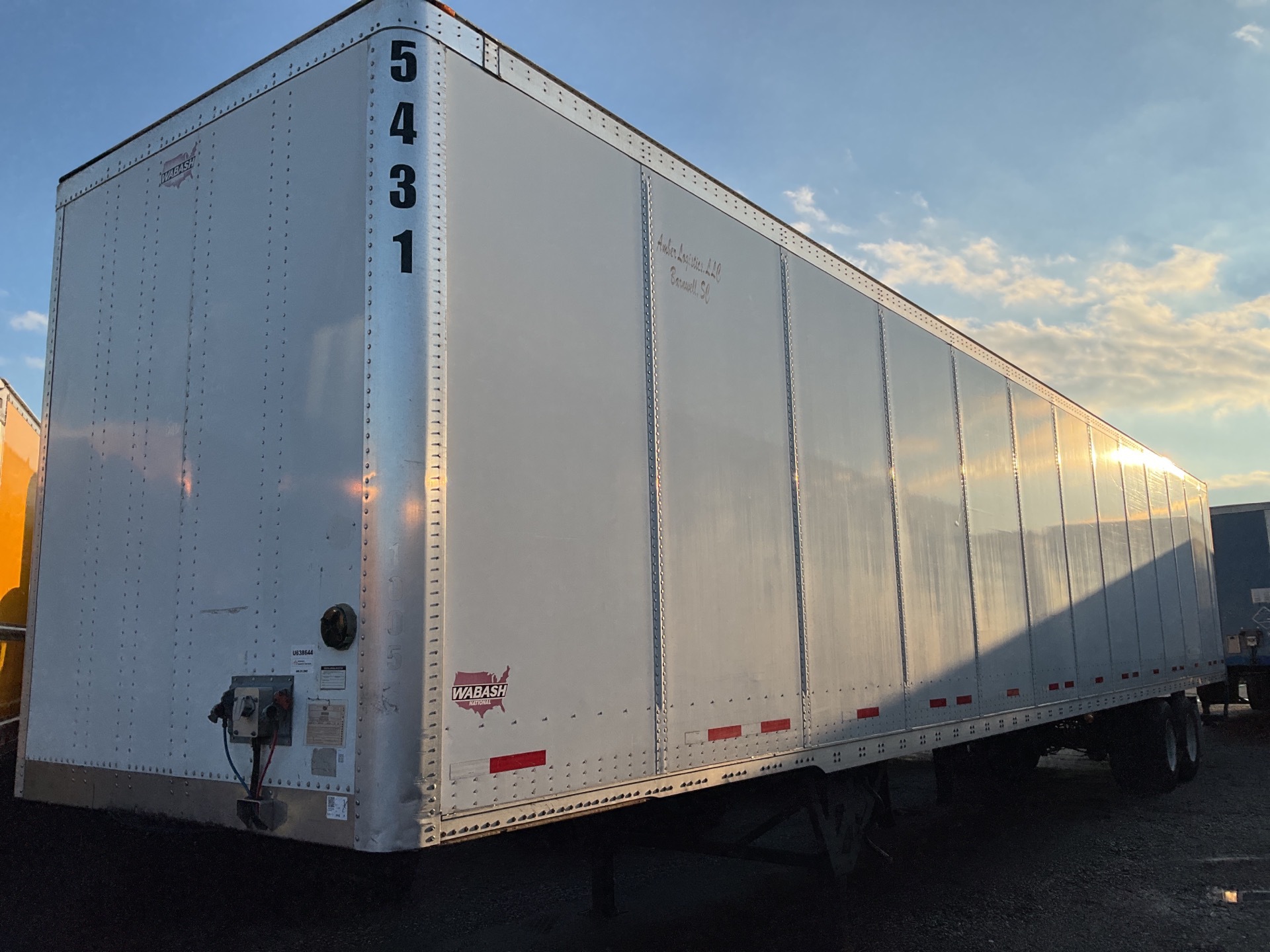 2017 Wabash DVLSHPC 53 ft x 102 in T/A Van Trailer