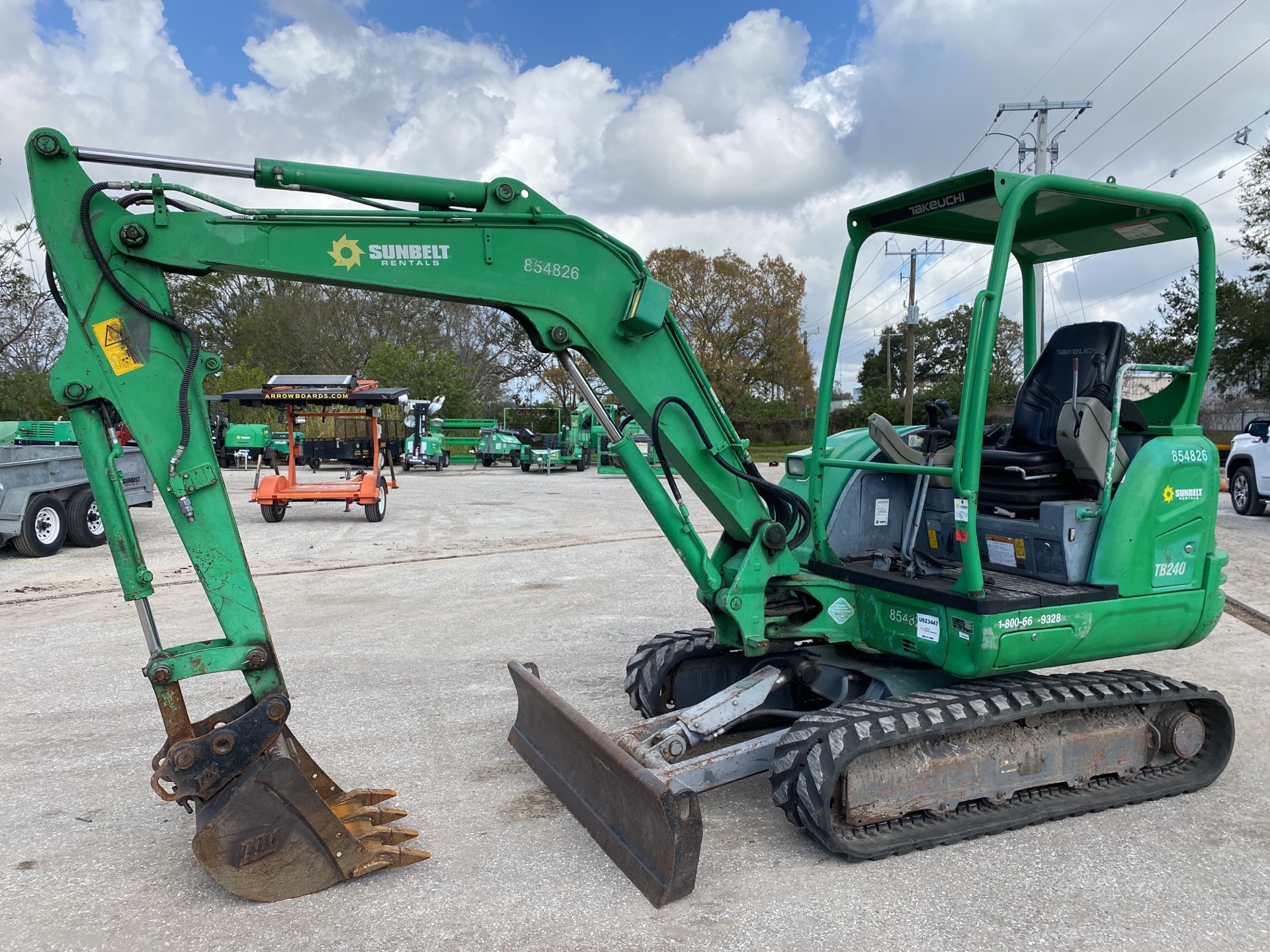 2016 Takeuchi TB240 Mini Excavator