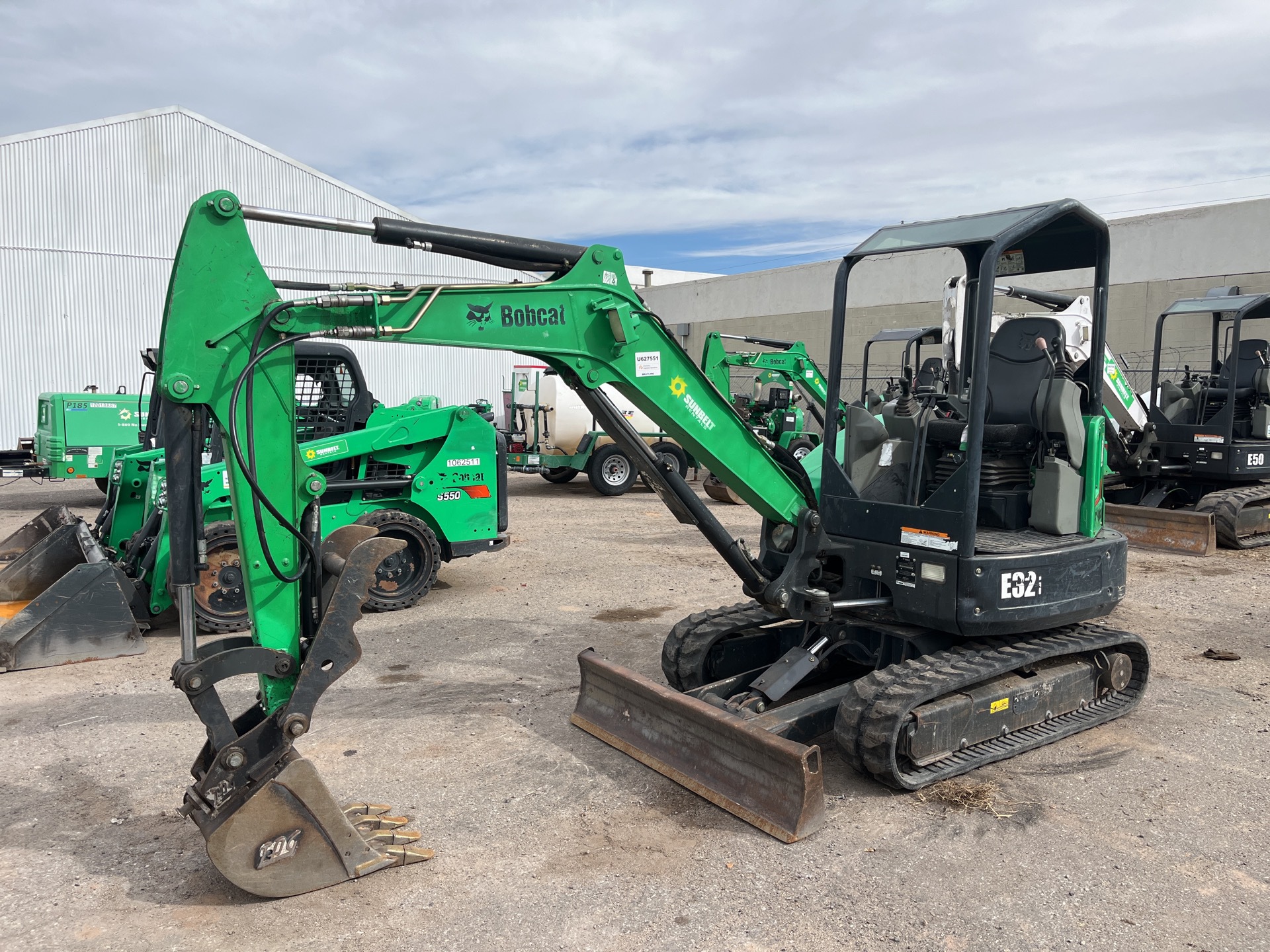 2016 Bobcat E32i Mini Excavator