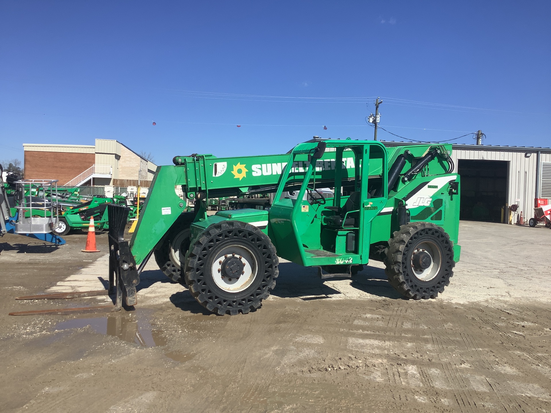 2014 SkyTrak 8042 Telehandler