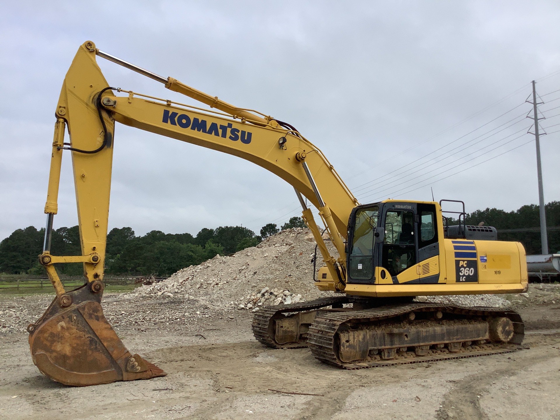 2015 Komatsu PC360LC-10 Tracked Excavator