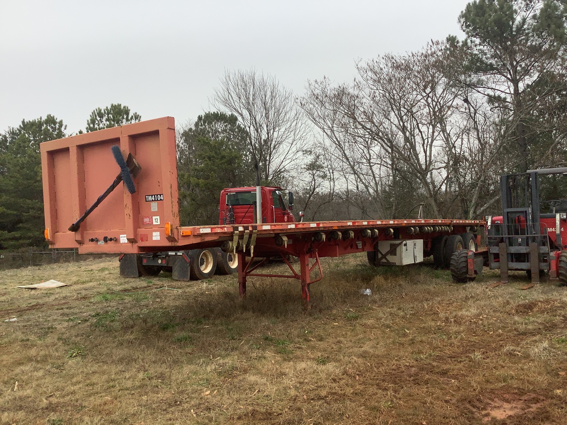 2005 Transcraft TL2000 44 ft 8 in T/A Flatbed Trailer