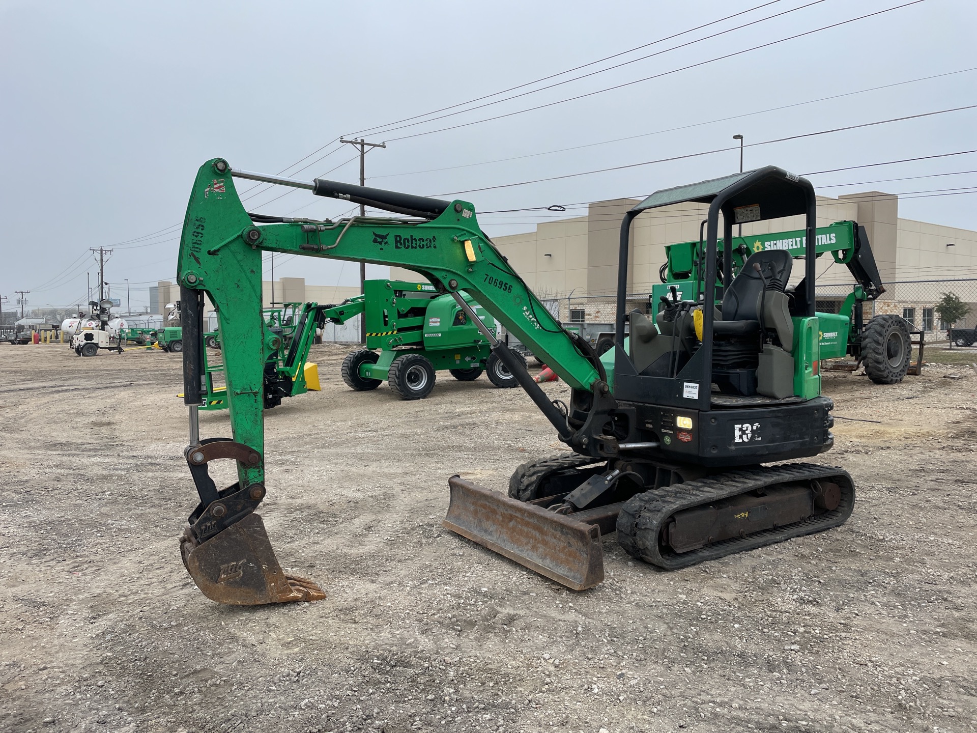 2015 Bobcat E32 Mini Excavator