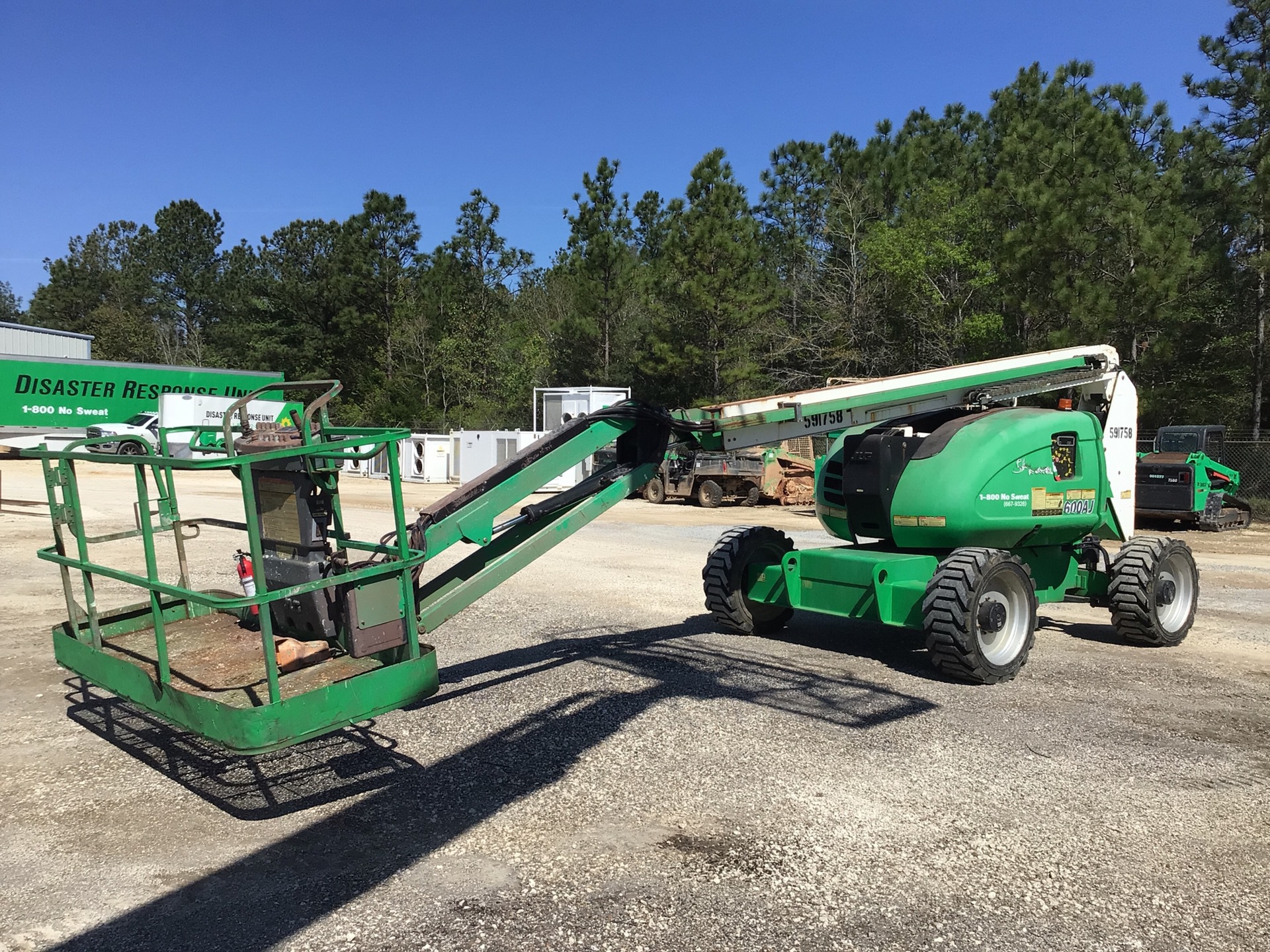 2014 JLG 600AJ 4WD Diesel Articulating Boom Lift