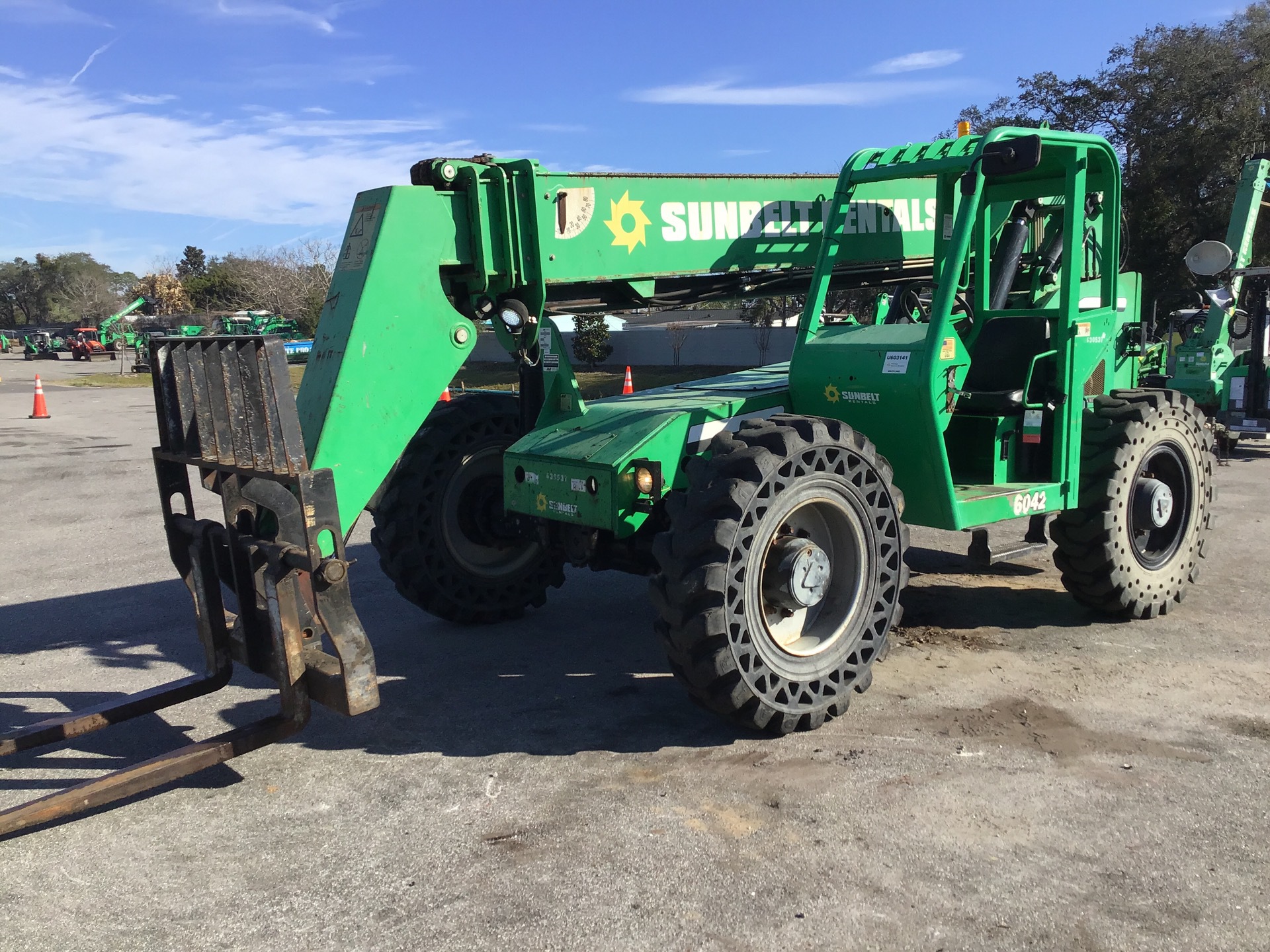 2014 SkyTrak 6042 Telehandler