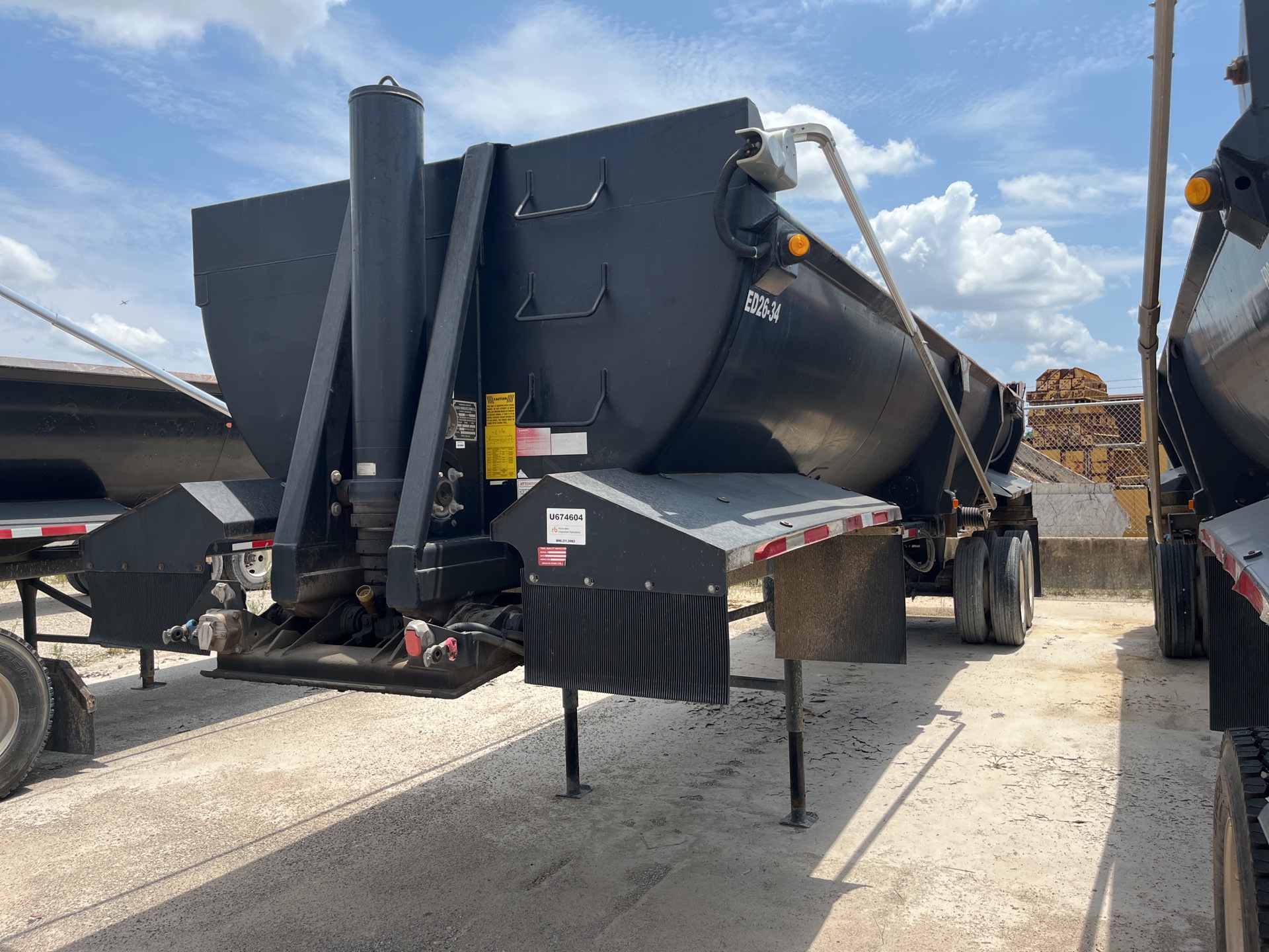 2016 Ranch ED26-34 T/A End Dump Trailer