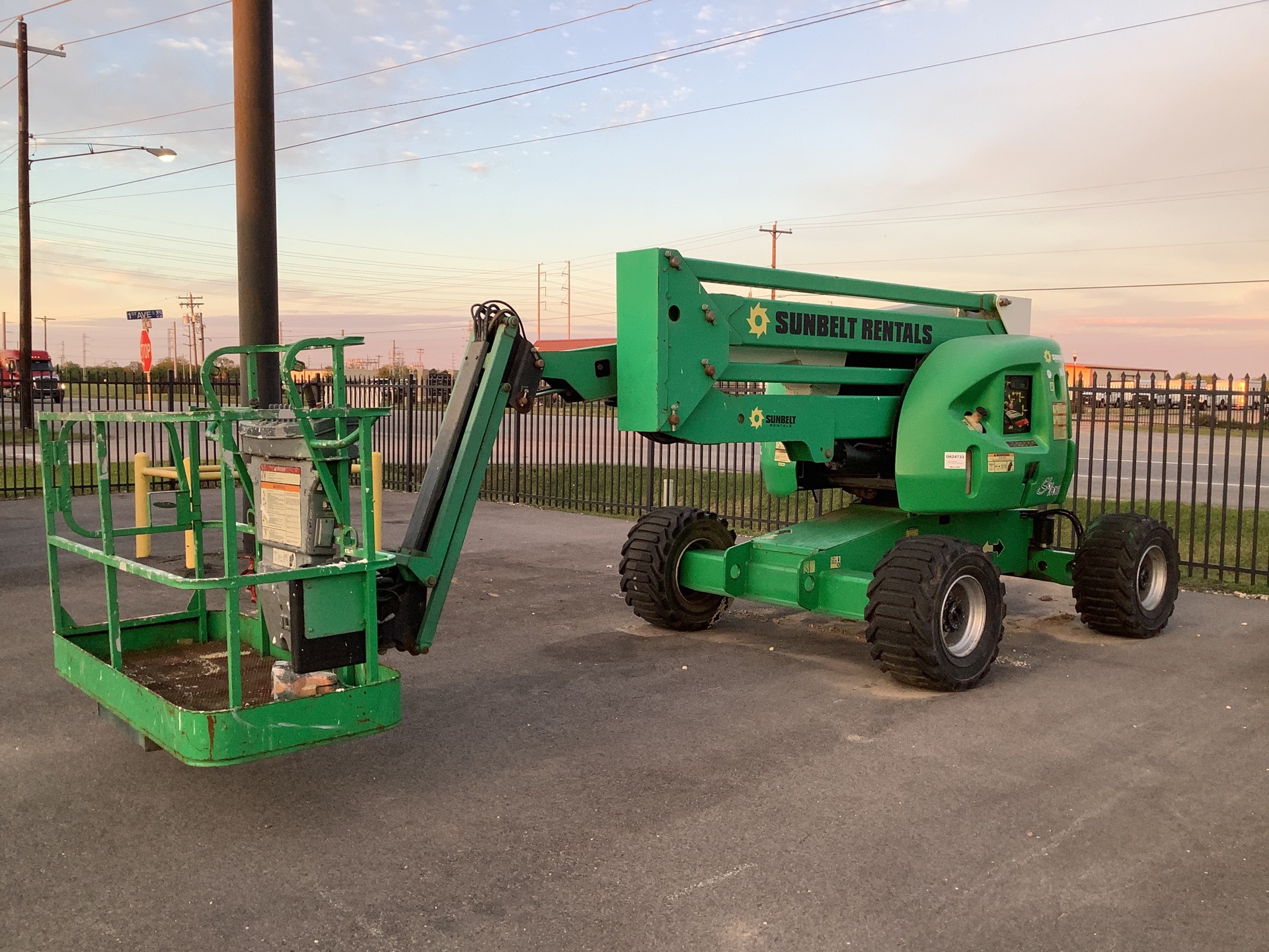 2015 JLG 450AJ SII 4WD Diesel Articulating Boom Lift