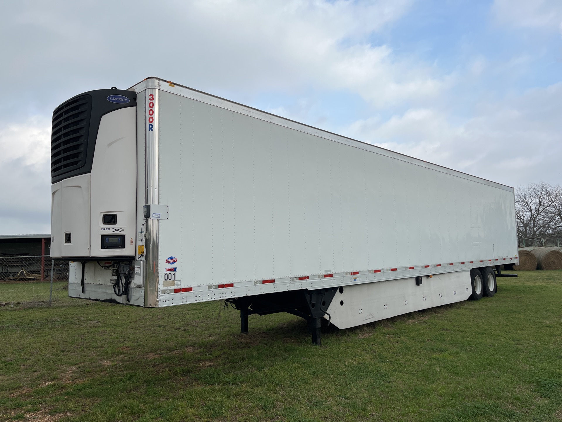 2016 Utility 53 ft x 102 in T/A Refrigerated Trailer