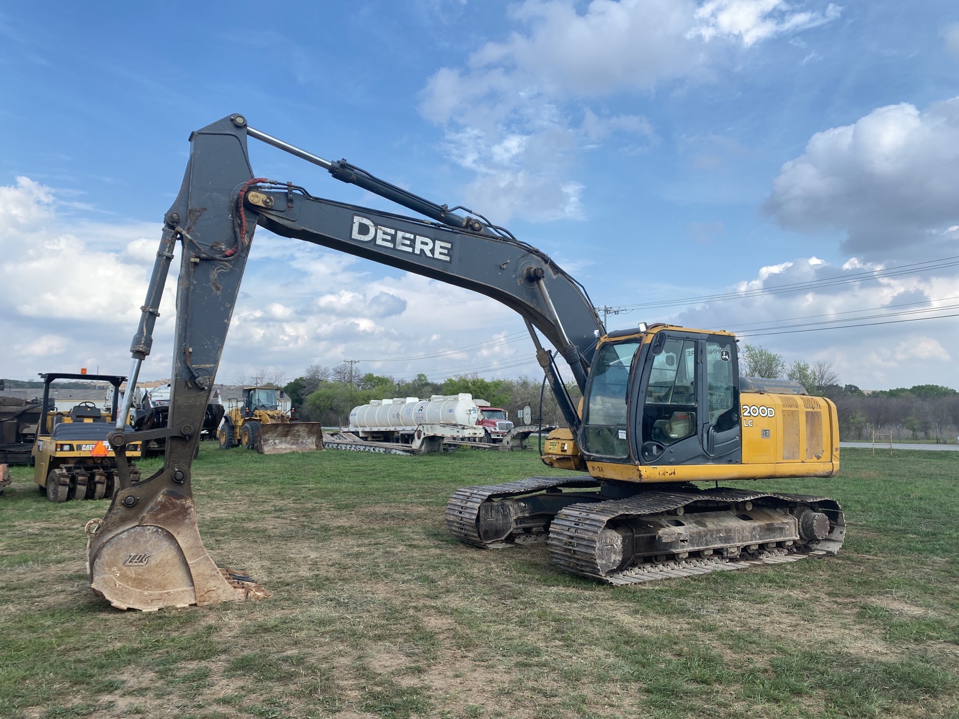 2009 John Deere 200DLC Tracked Excavator