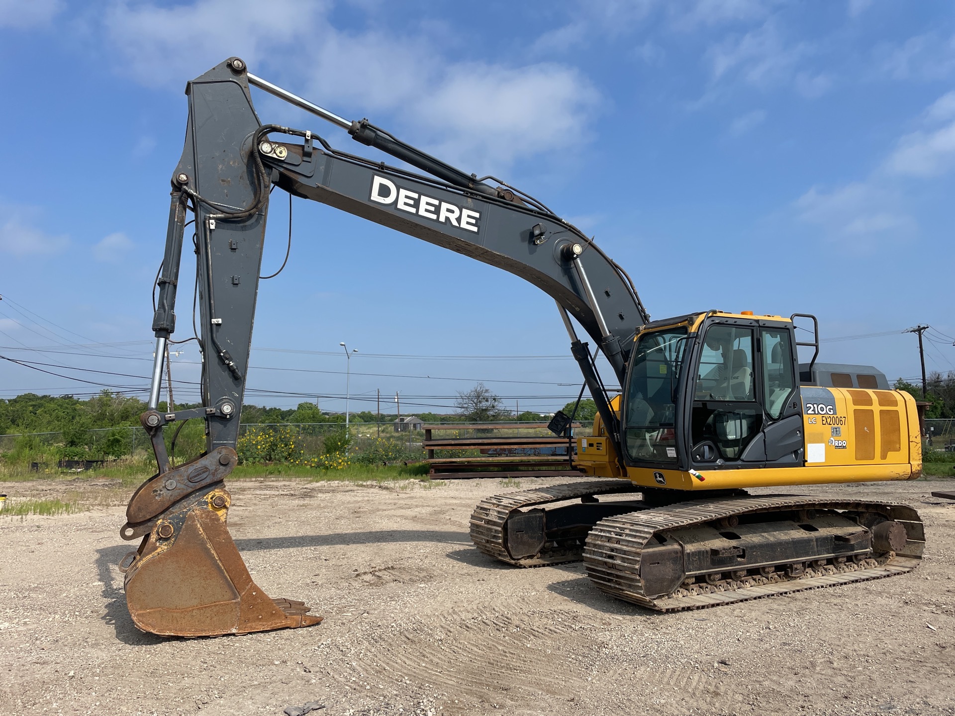 2017 John Deere 210GLC Tracked Excavator