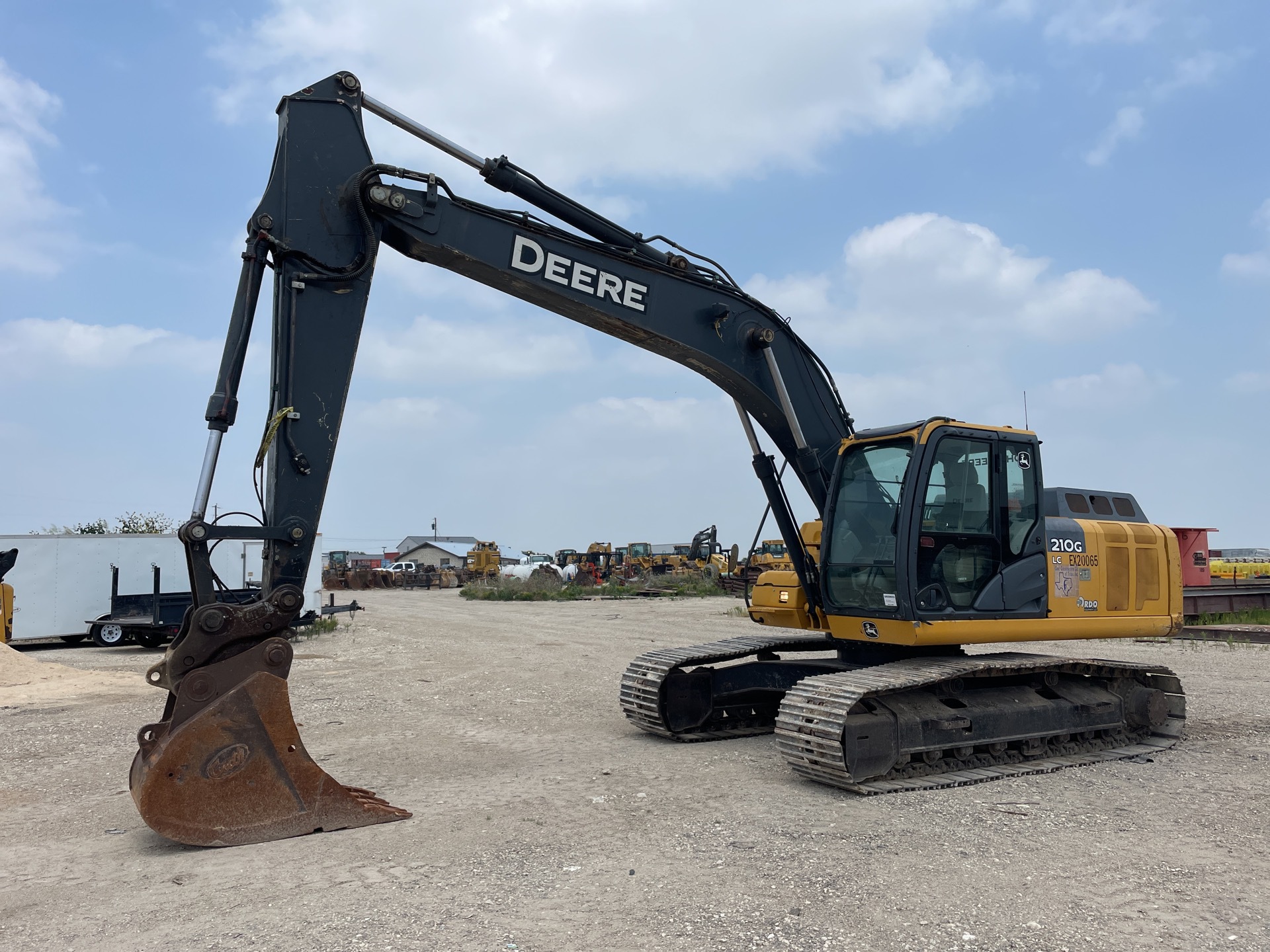 2014 John Deere 210G LC Tracked Excavator