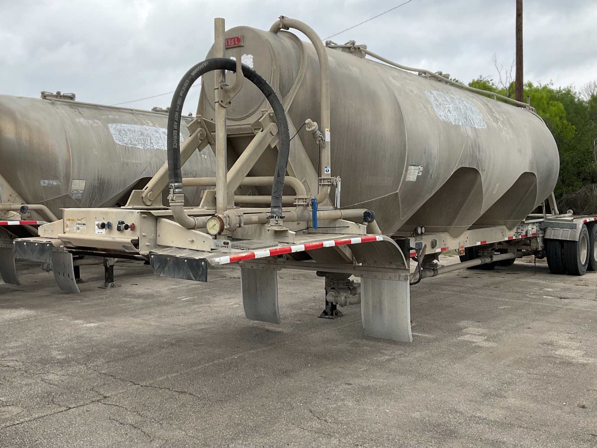 2013 Heil 1040 cft T/A Pneumatic Bulk Trailer