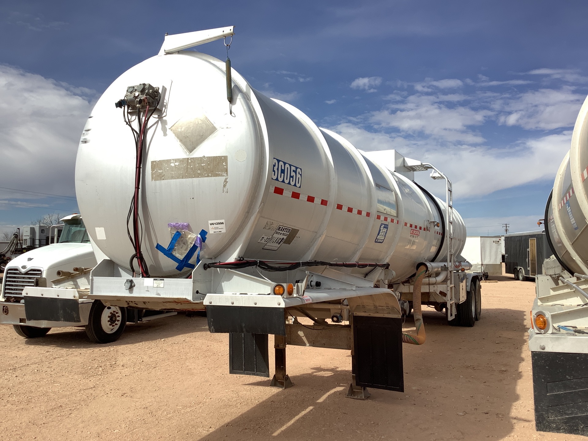 2013 Polar  8400 gal T/A Tanker Trailer