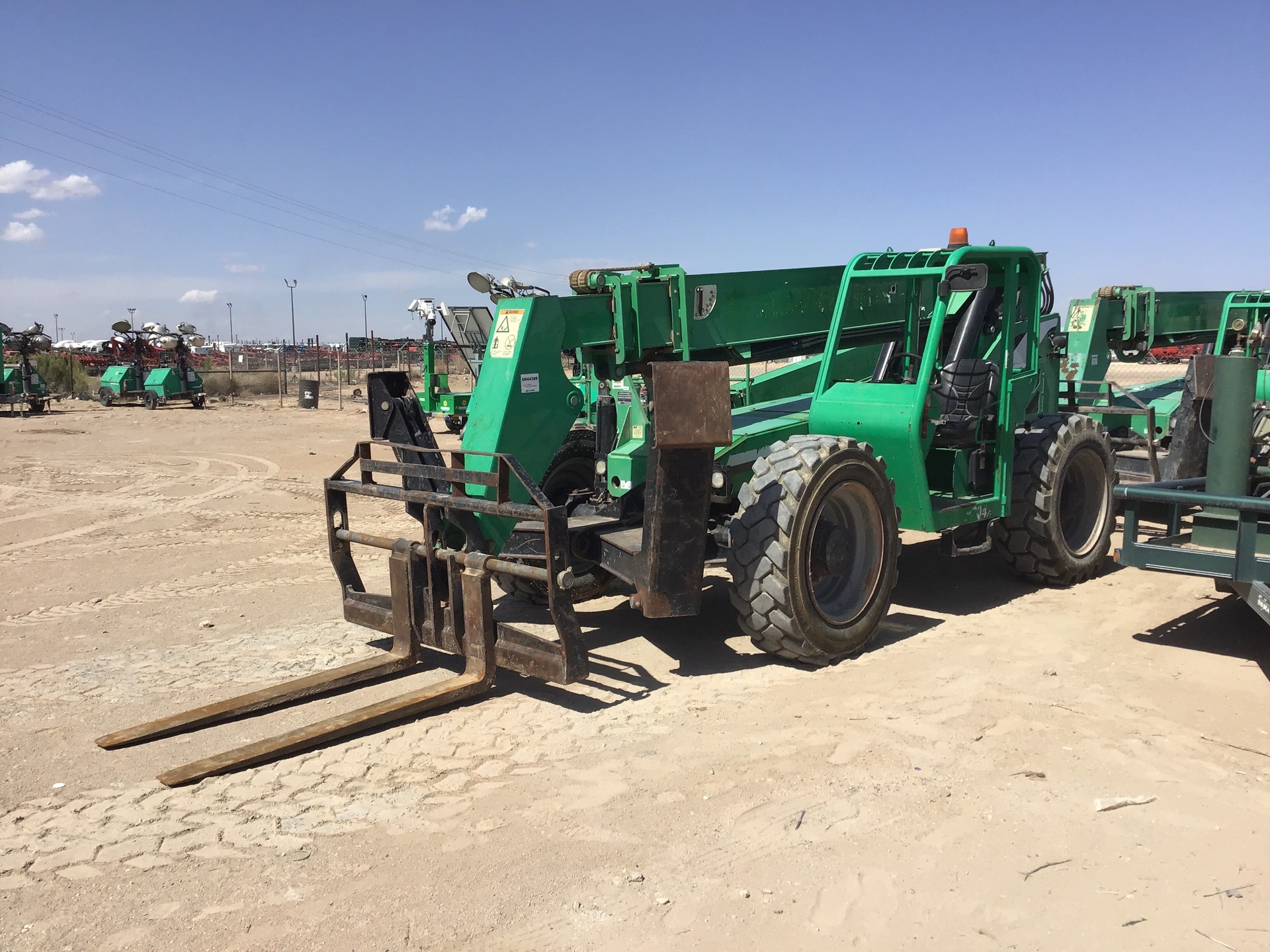 2014 SkyTrak 10042 Telehandler