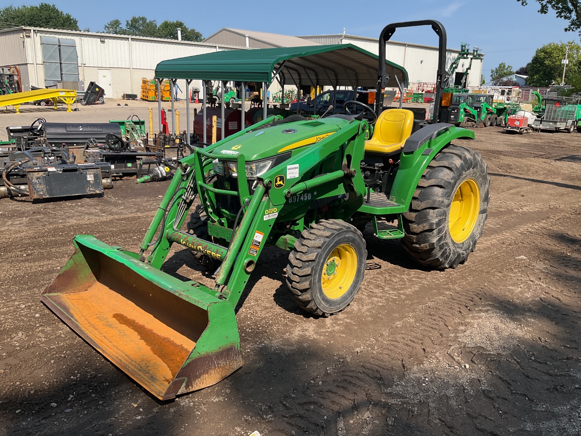 2016 John Deere 4044M 4WD Utility Tractor