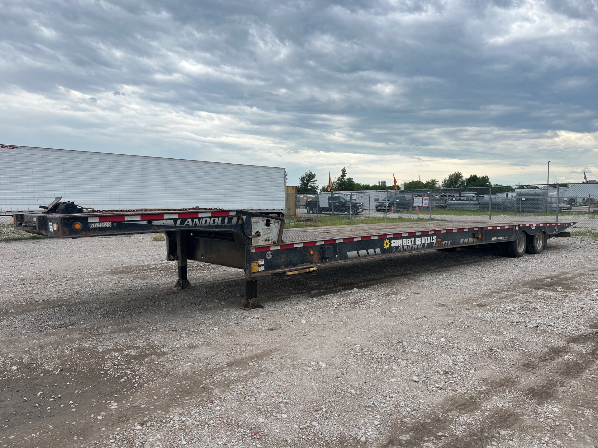 2015 Landoll 930C-51-15 51 ft T/A Flatbed Trailer