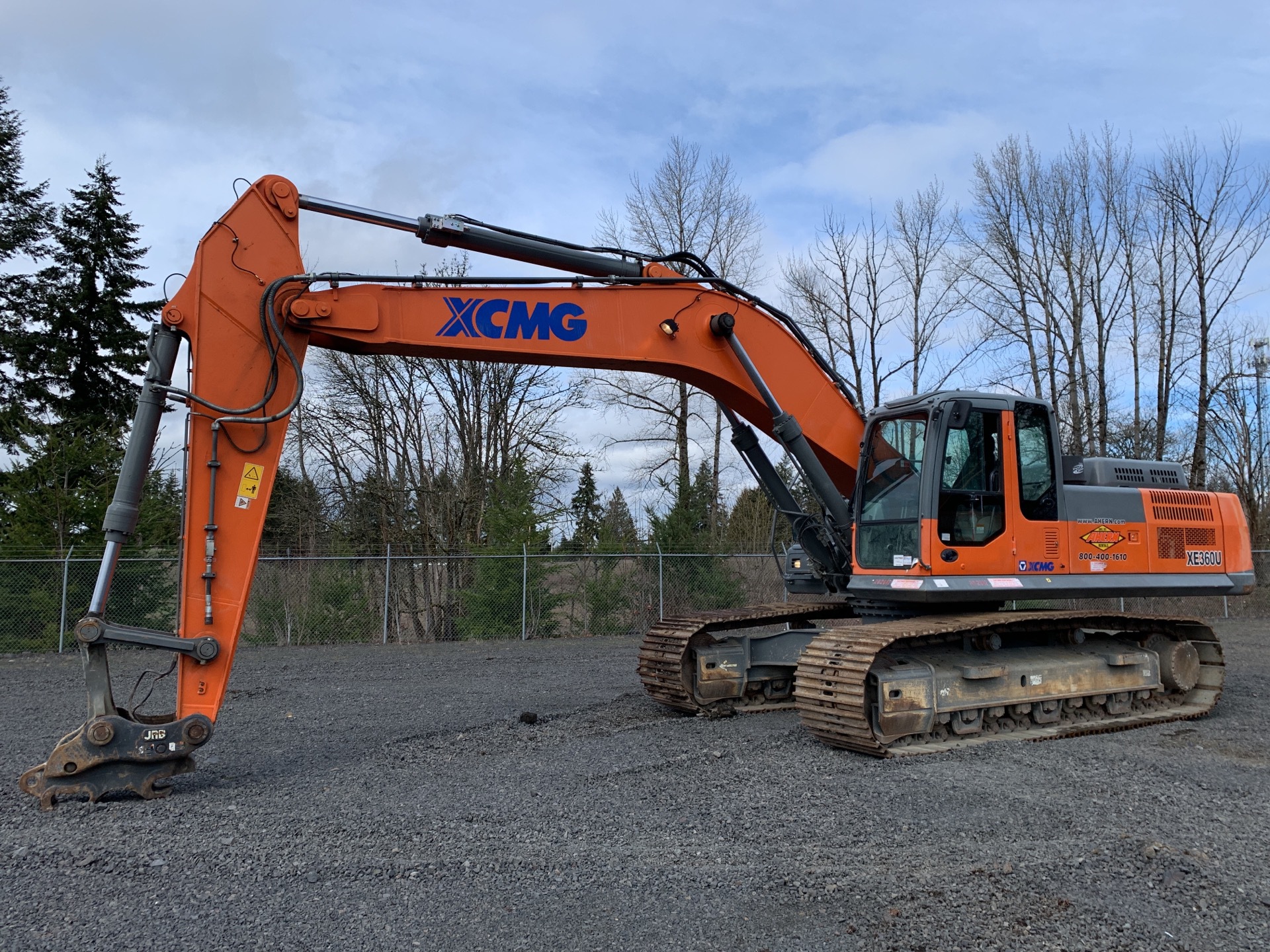 2017 XCMG XE360U Tracked Excavator