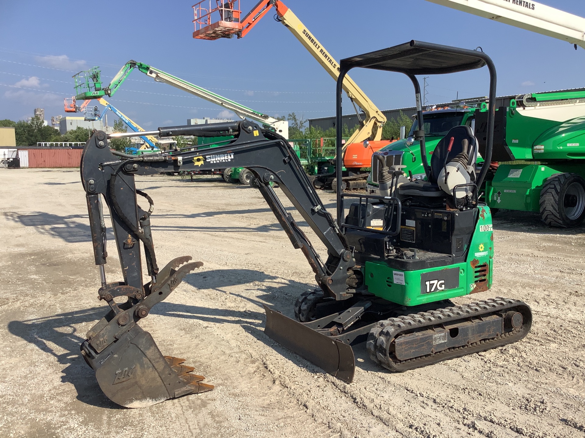 2017 John Deere 17G Mini Excavator